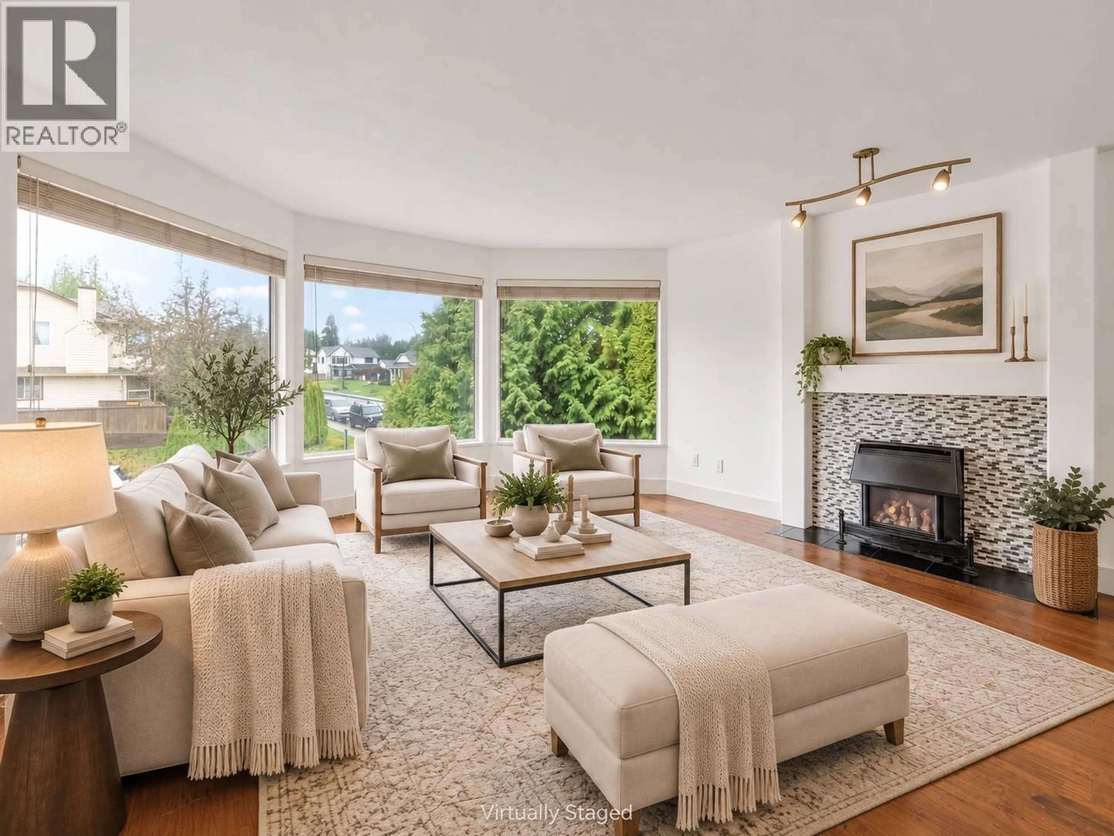 Living room with furniture, unknown for 23003 REID AVENUE, Maple Ridge British Columbia V2X0C2