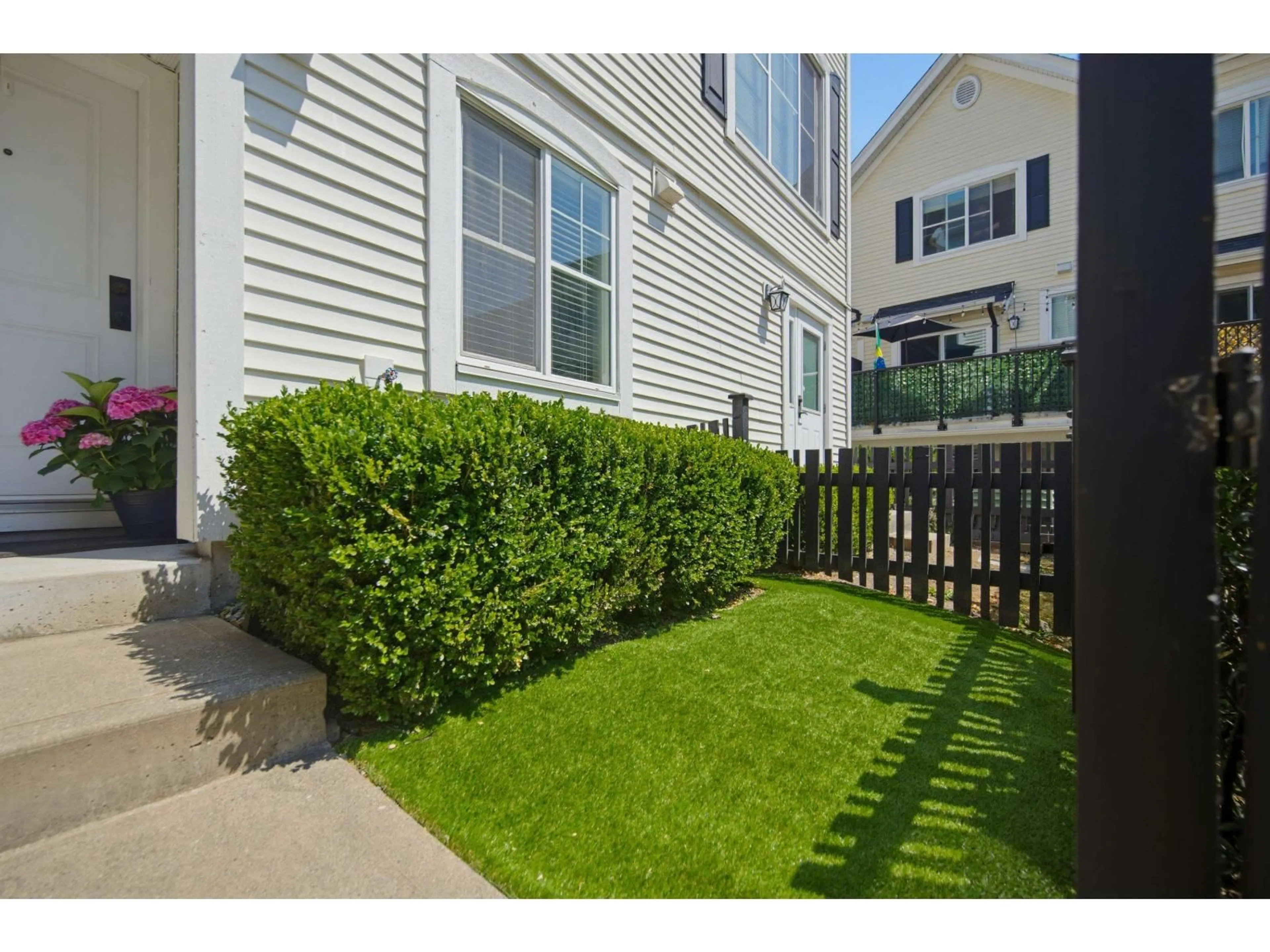 Patio, street for 29 - 19180 65 AVENUE, Surrey British Columbia V4N6M5