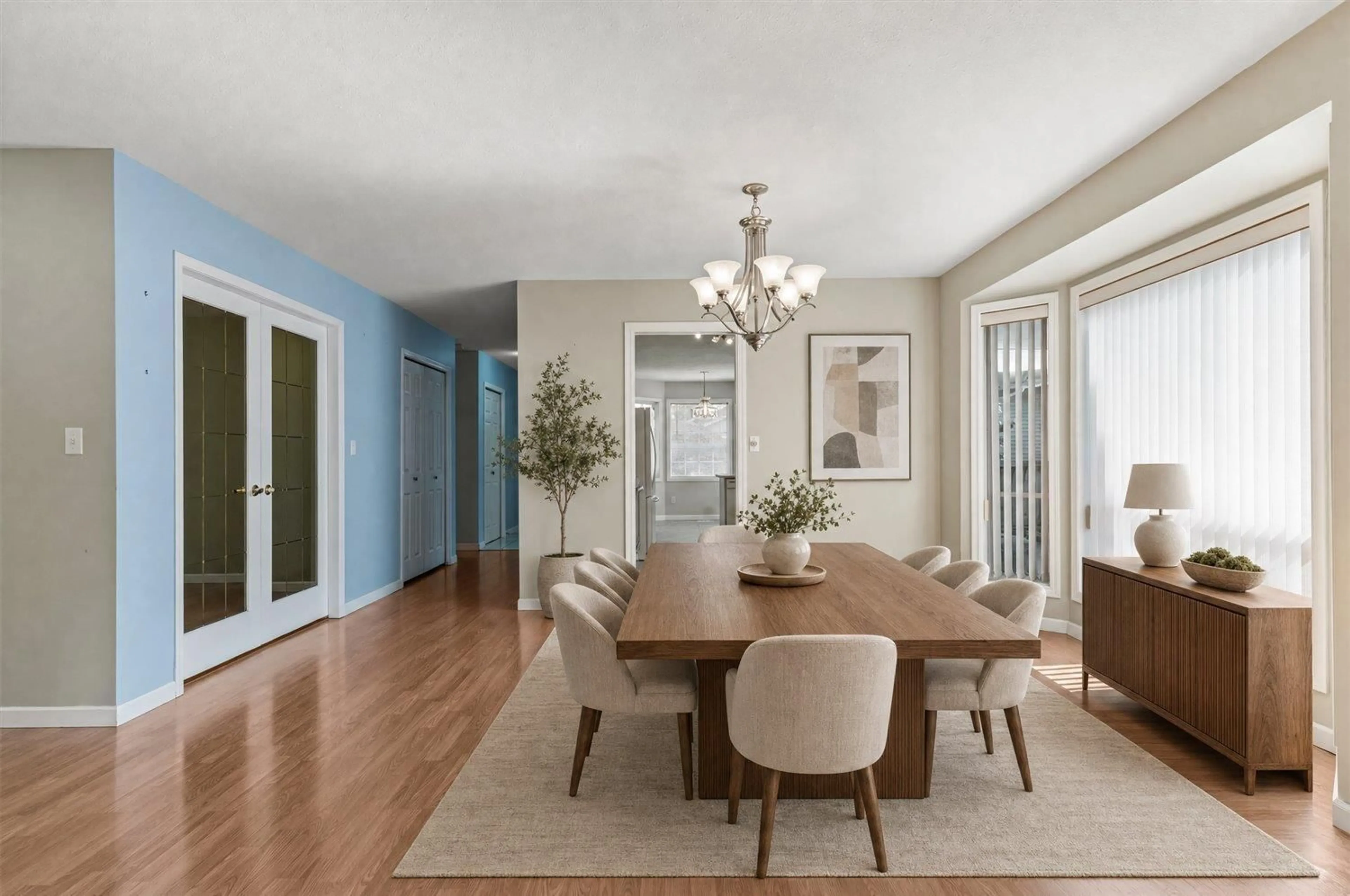 Dining room, wood/laminate floor for 91 - 6001 PROMONTORY ROAD, Chilliwack British Columbia V2R3E3