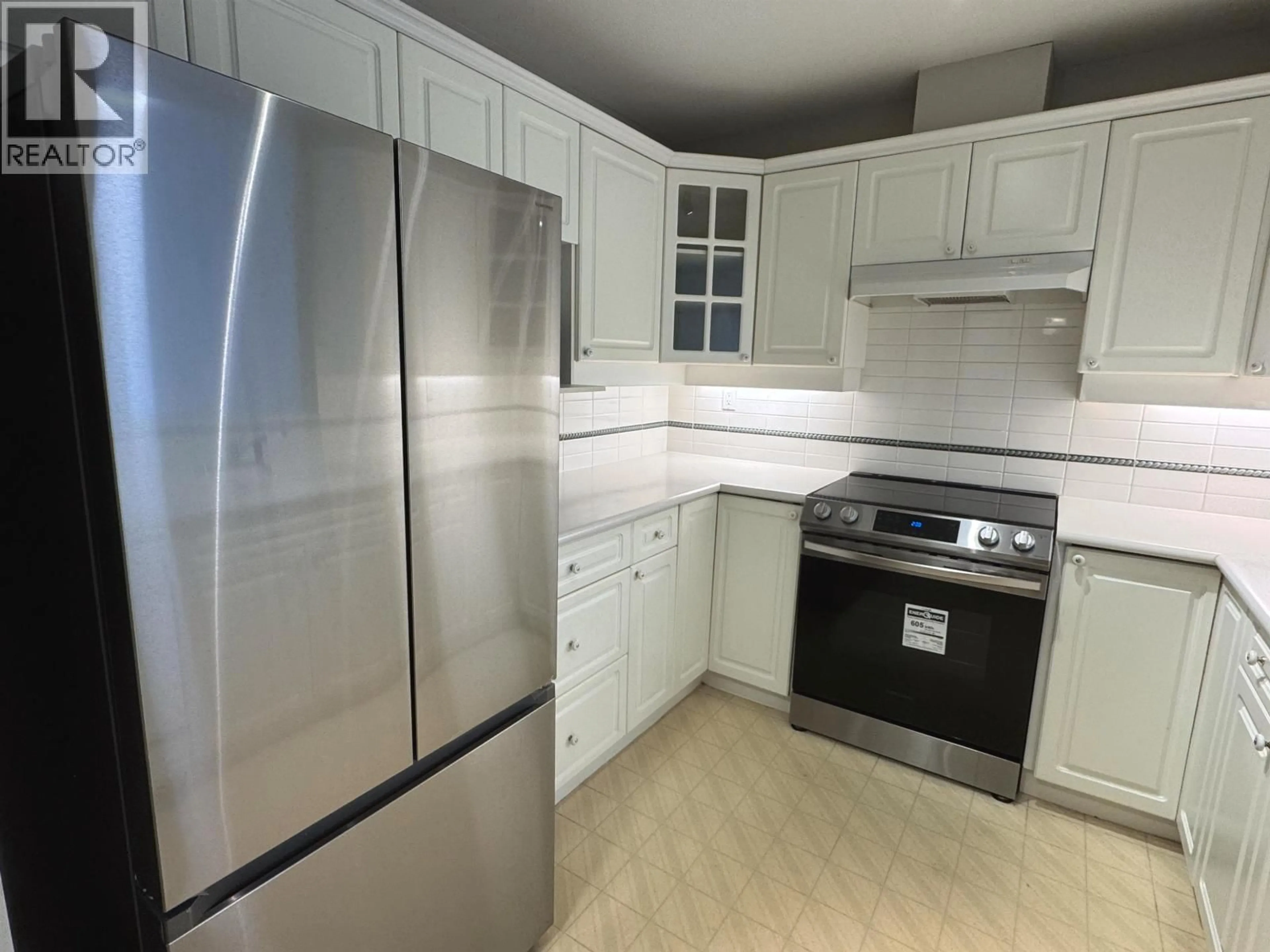 Standard kitchen, ceramic/tile floor for 308 - 5835 HAMPTON PLACE, Vancouver British Columbia V6T2G2
