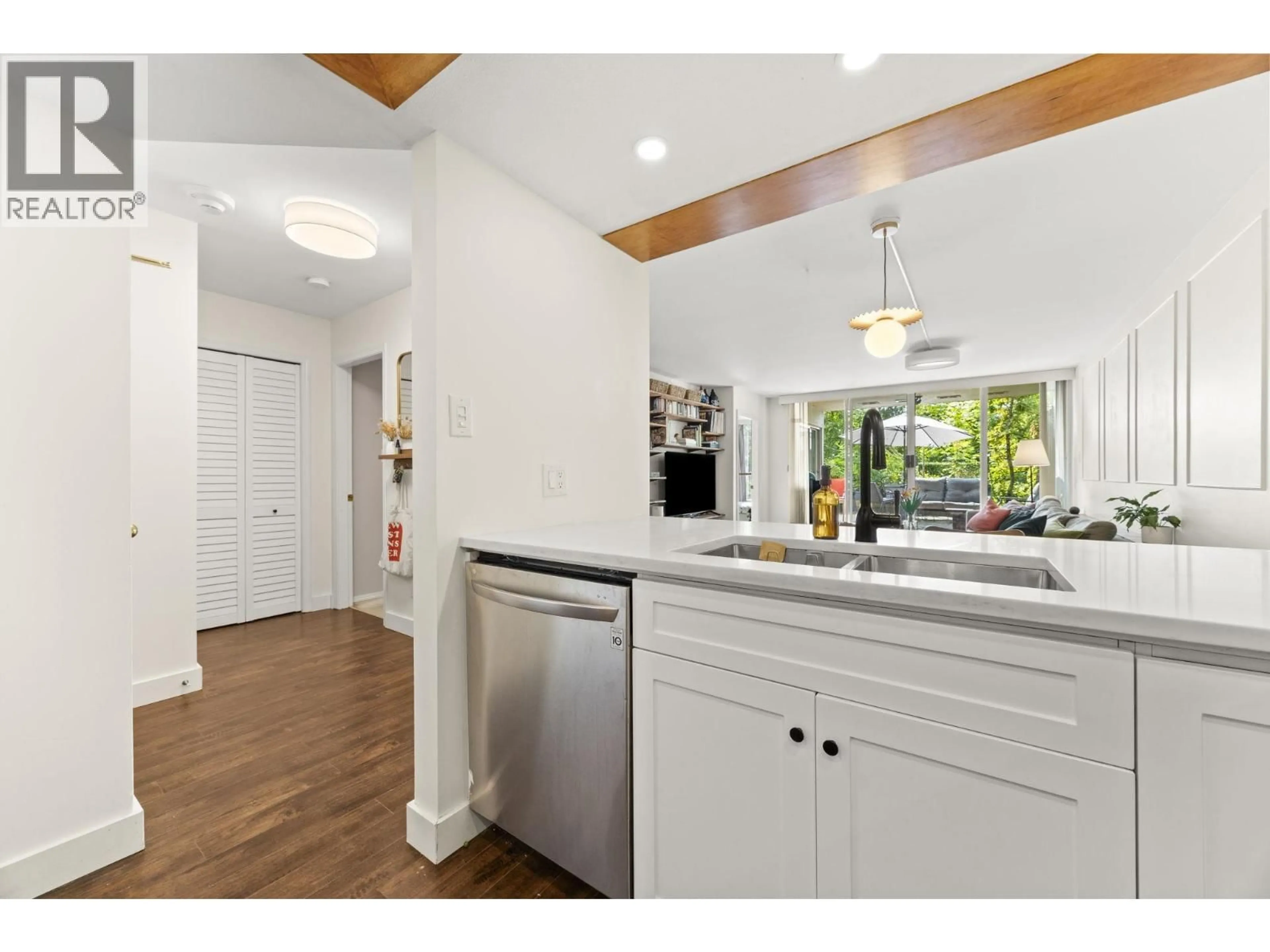 Open concept kitchen, unknown for 102 - 1045 QUAYSIDE DRIVE, New Westminster British Columbia V3M6C9
