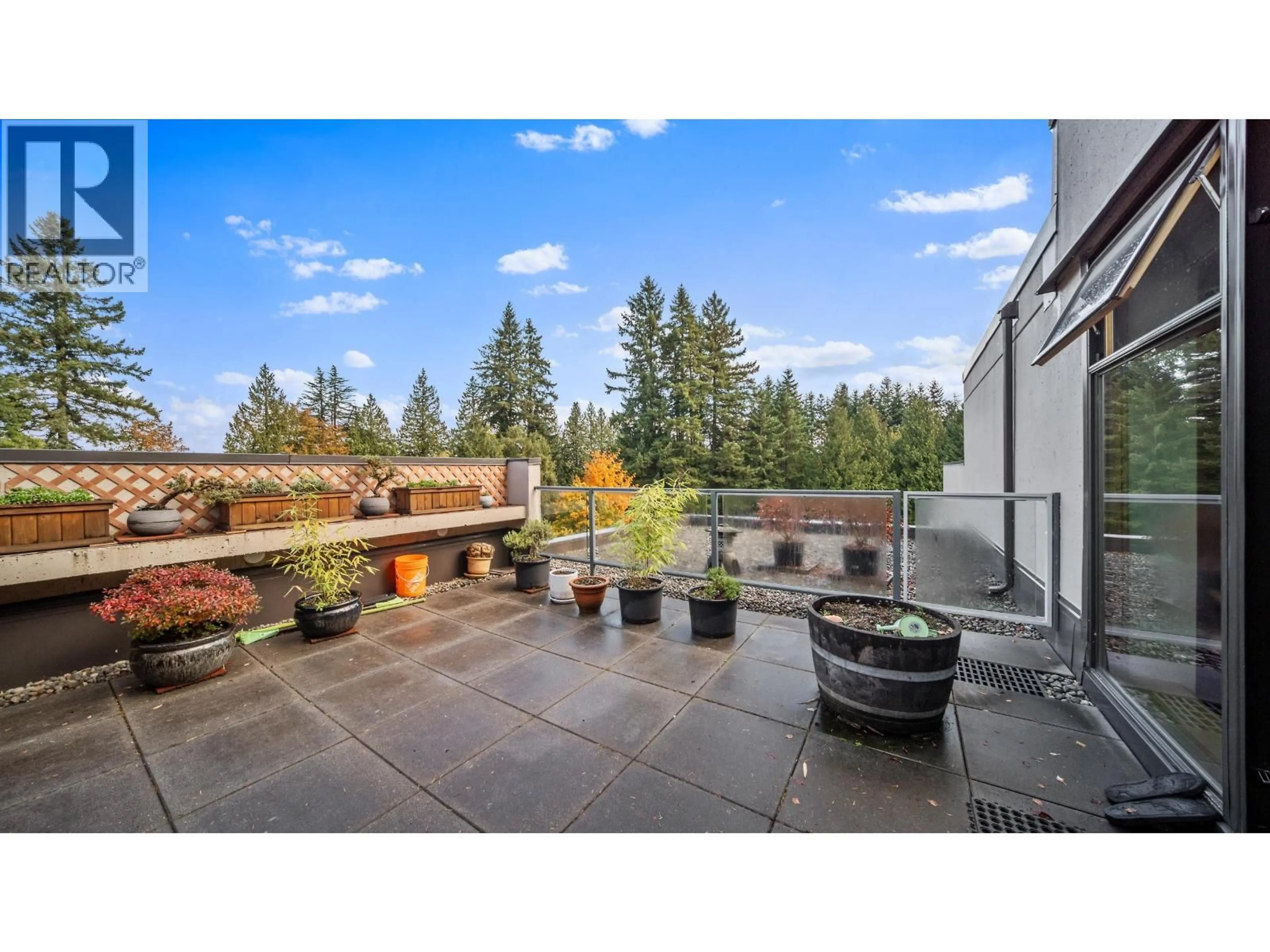 Patio, mountain view for 404 - 4900 CARTIER STREET, Vancouver British Columbia V6M4H2