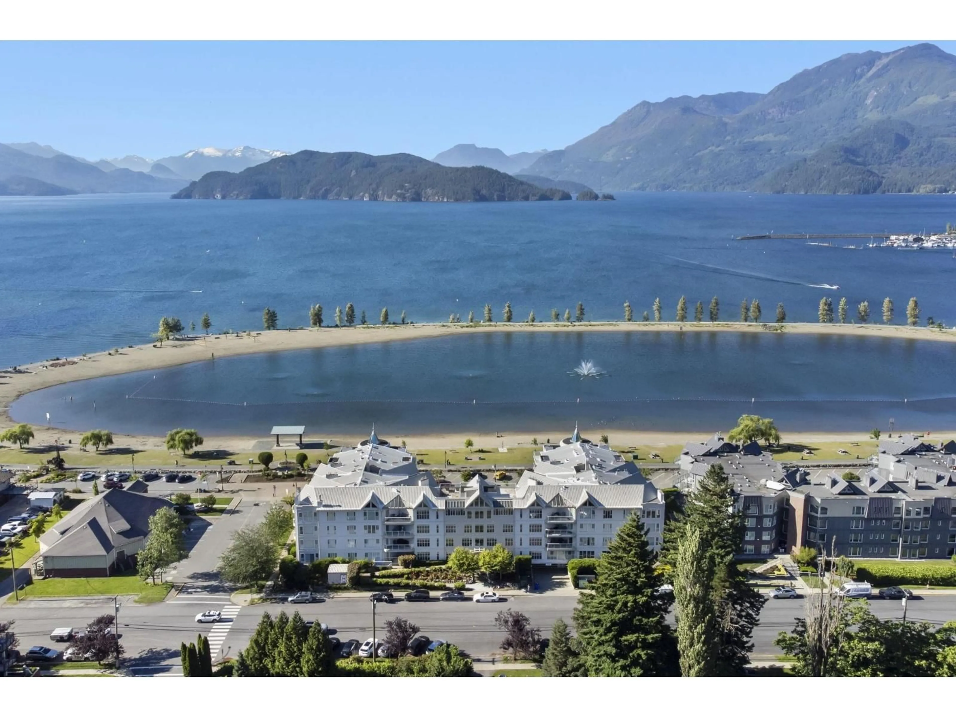 A pic from outside/outdoor area/front of a property/back of a property/a pic from drone, water/lake/river/ocean view for 410 - 328 ESPLANADE AVENUE, Harrison Hot Springs British Columbia V0M1K0
