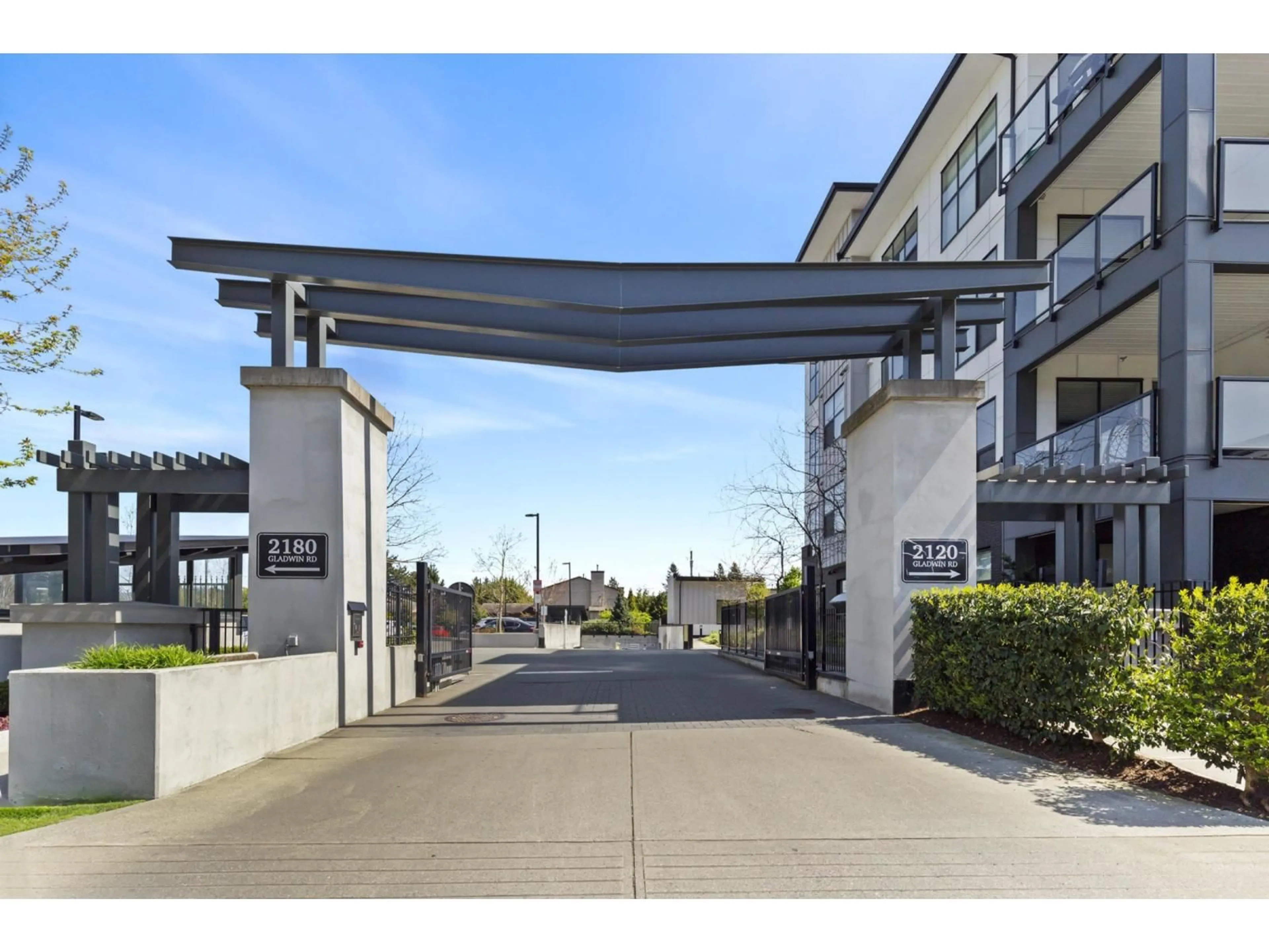 Unknown for 104 - 2120 GLADWIN ROAD, Abbotsford British Columbia V2S0L7