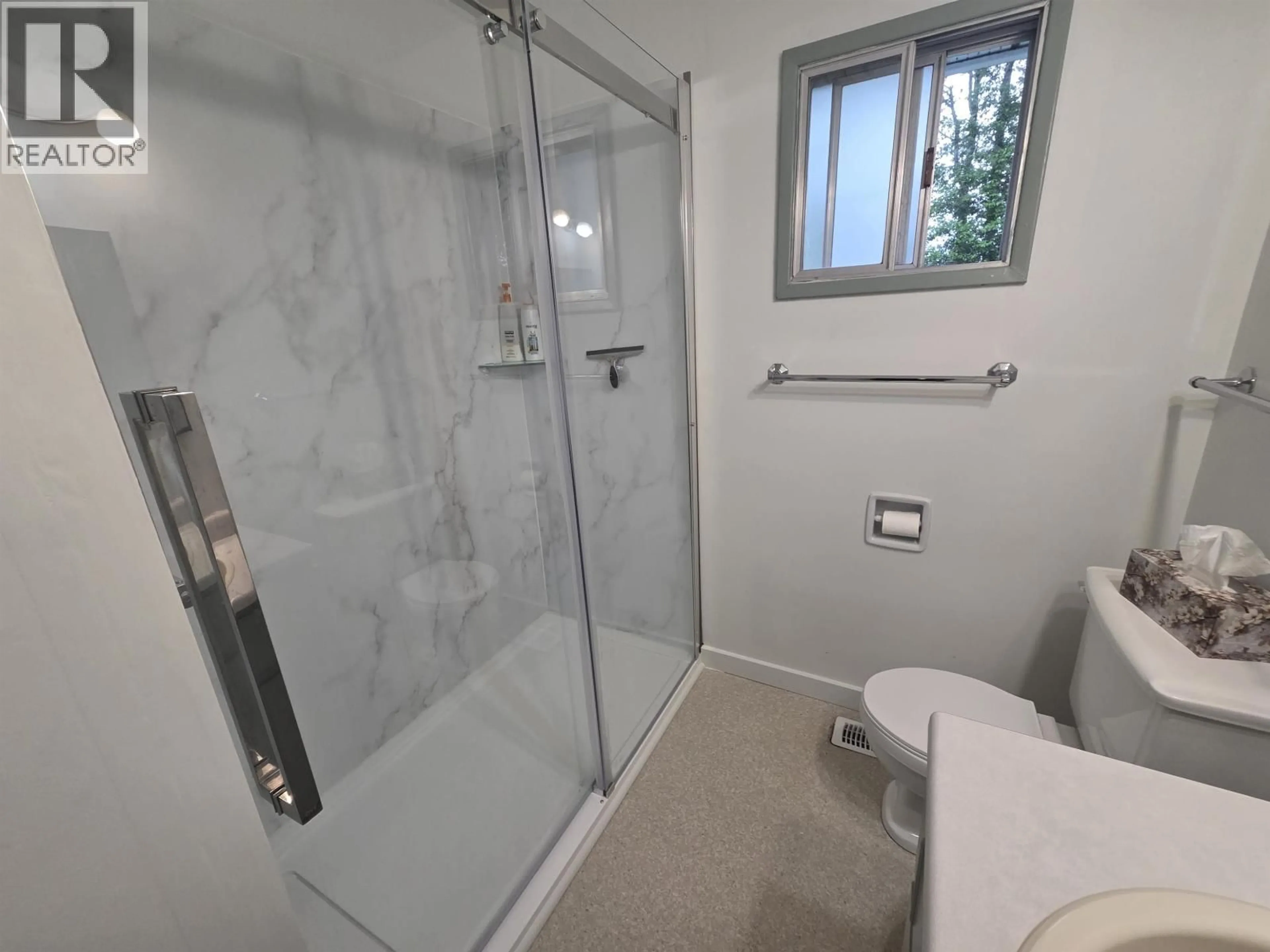 Standard bathroom, unknown for 2052 MAPLE CRESCENT, Masset British Columbia V0T1M0