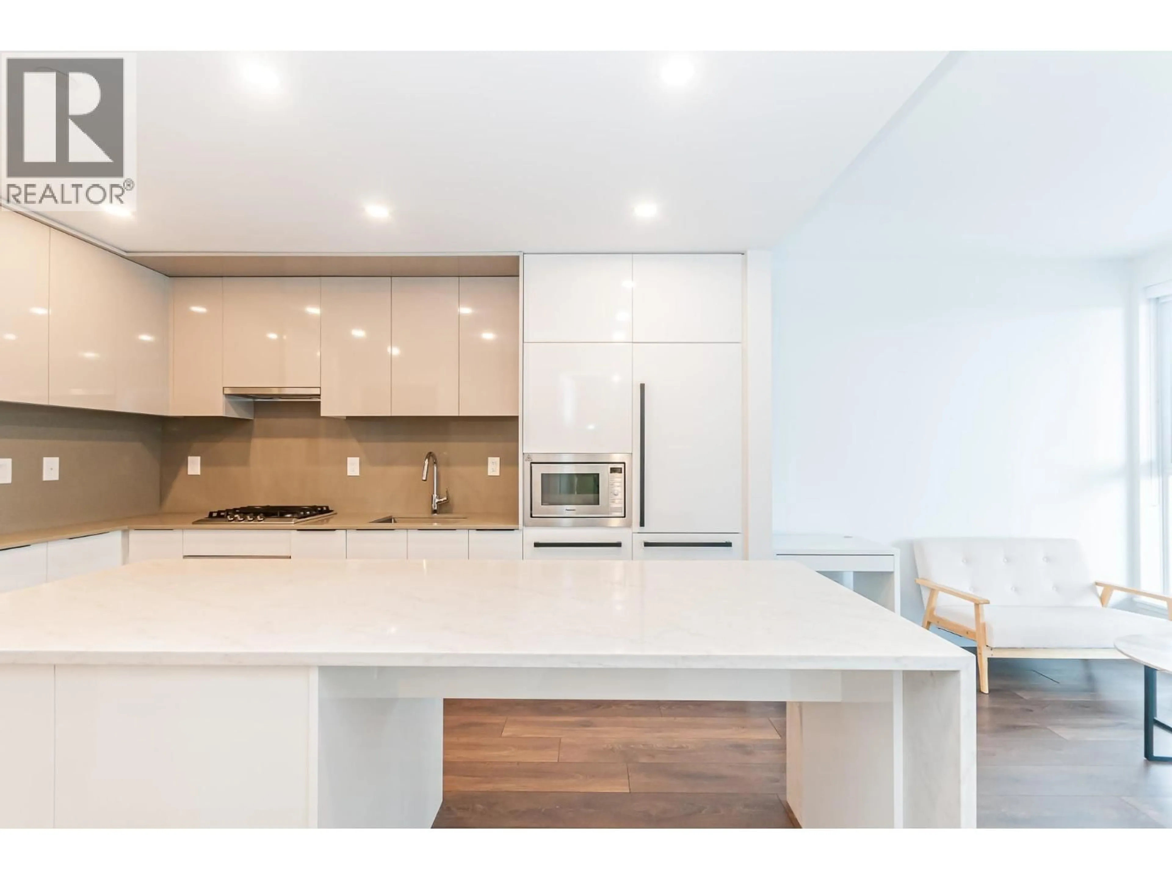 Open concept kitchen, unknown for 2410 - 4711 HAZEL STREET, Burnaby British Columbia V5H0J9