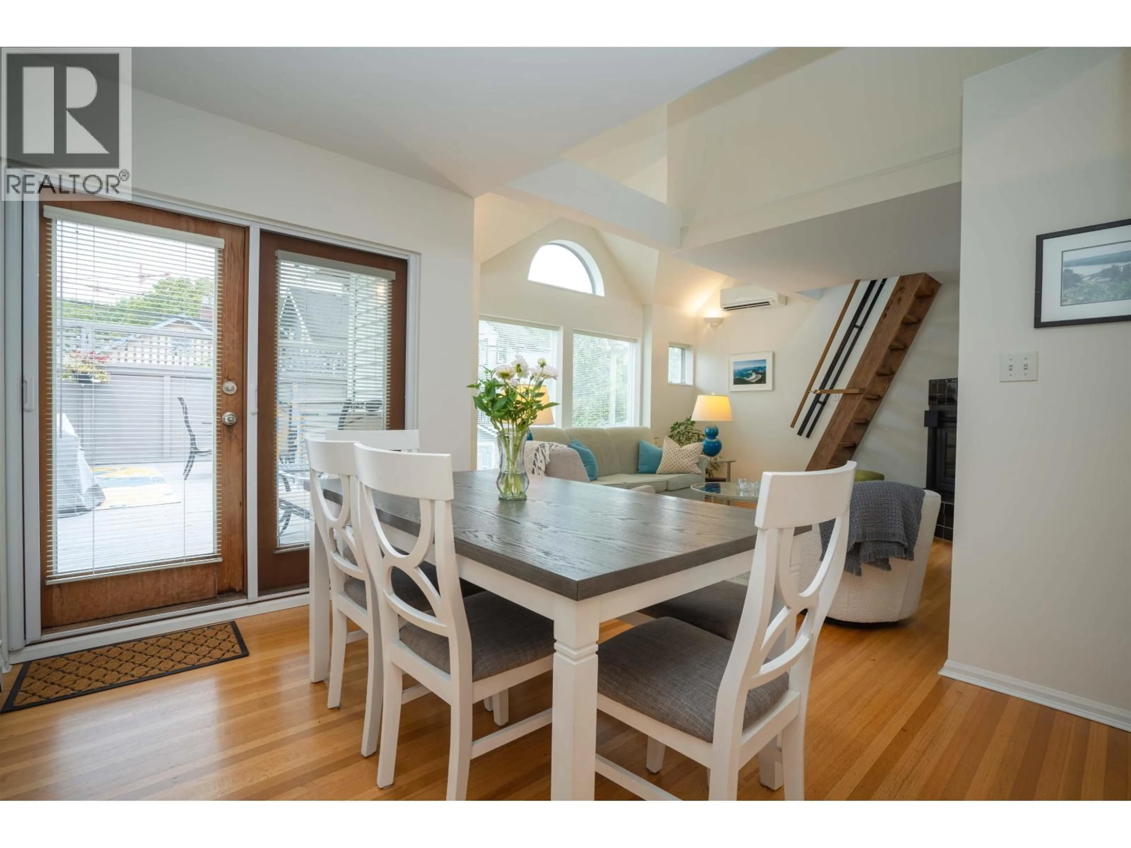 Dining room, wood/laminate floor for 1346 LABURNUM STREET, Vancouver British Columbia V6J3W3