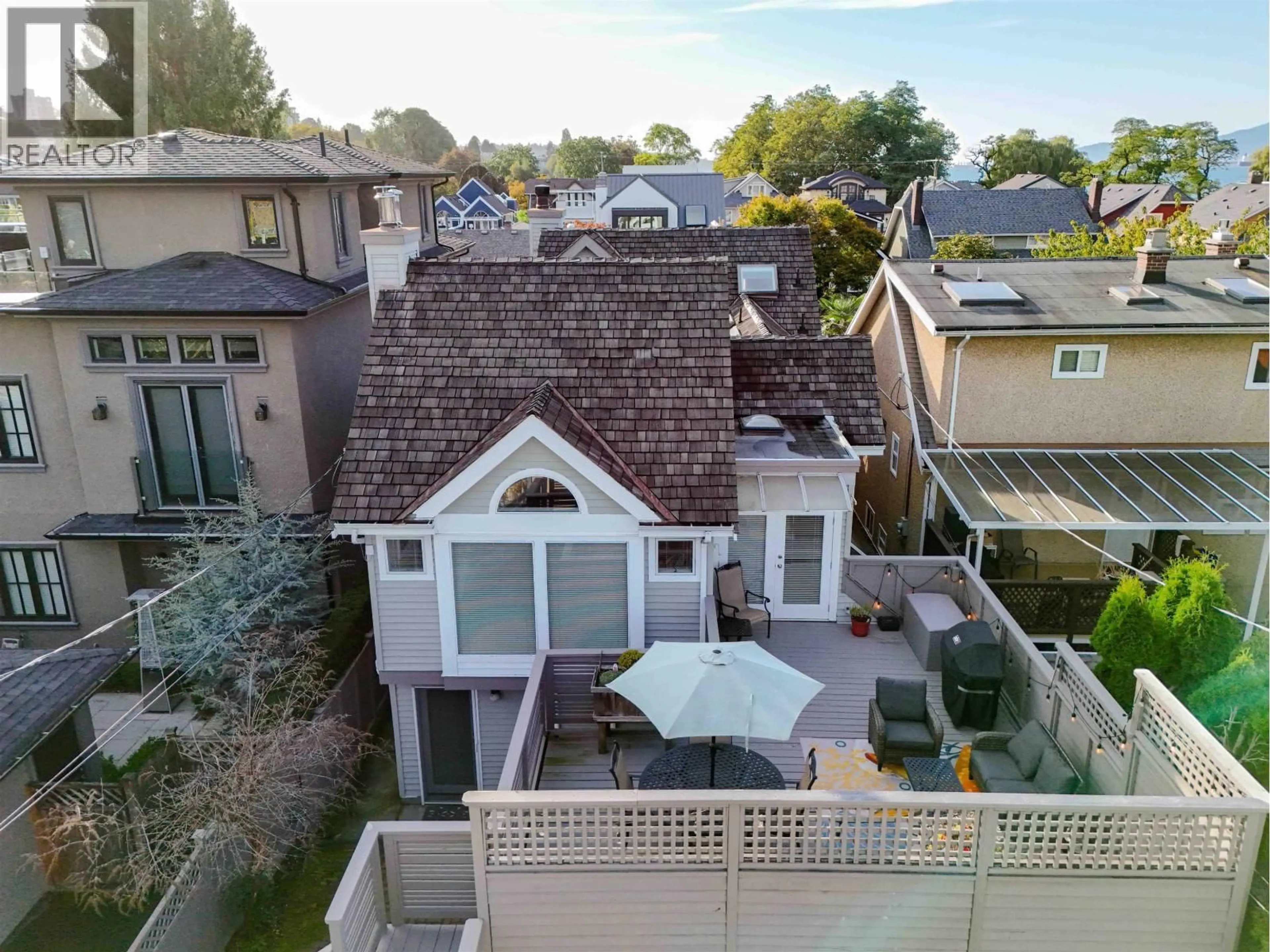 A pic from outside/outdoor area/front of a property/back of a property/a pic from drone, city buildings view from balcony for 1346 LABURNUM STREET, Vancouver British Columbia V6J3W3