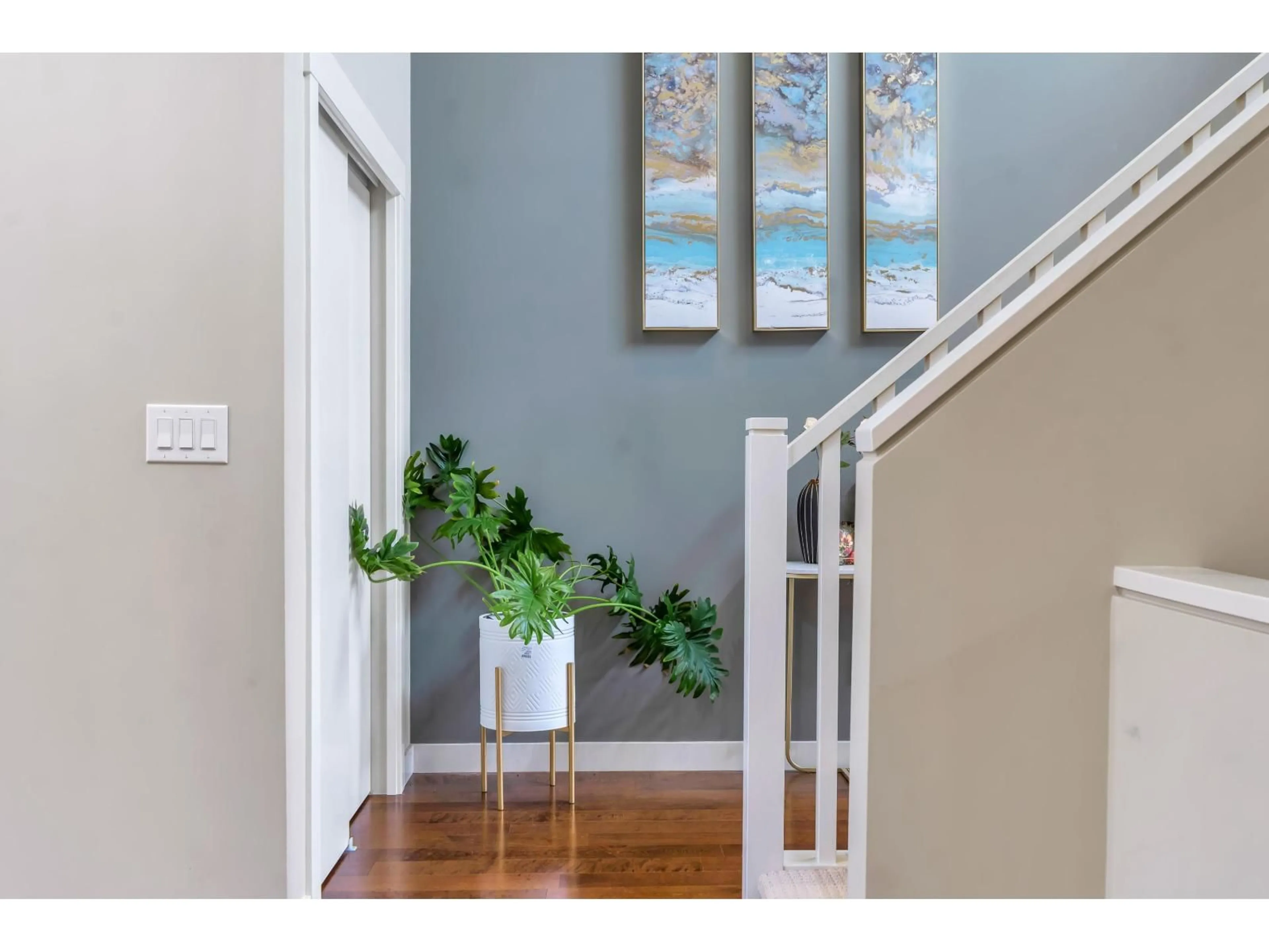 Indoor entryway for 40 - 2603 162 STREET, Surrey British Columbia V3Z2L4