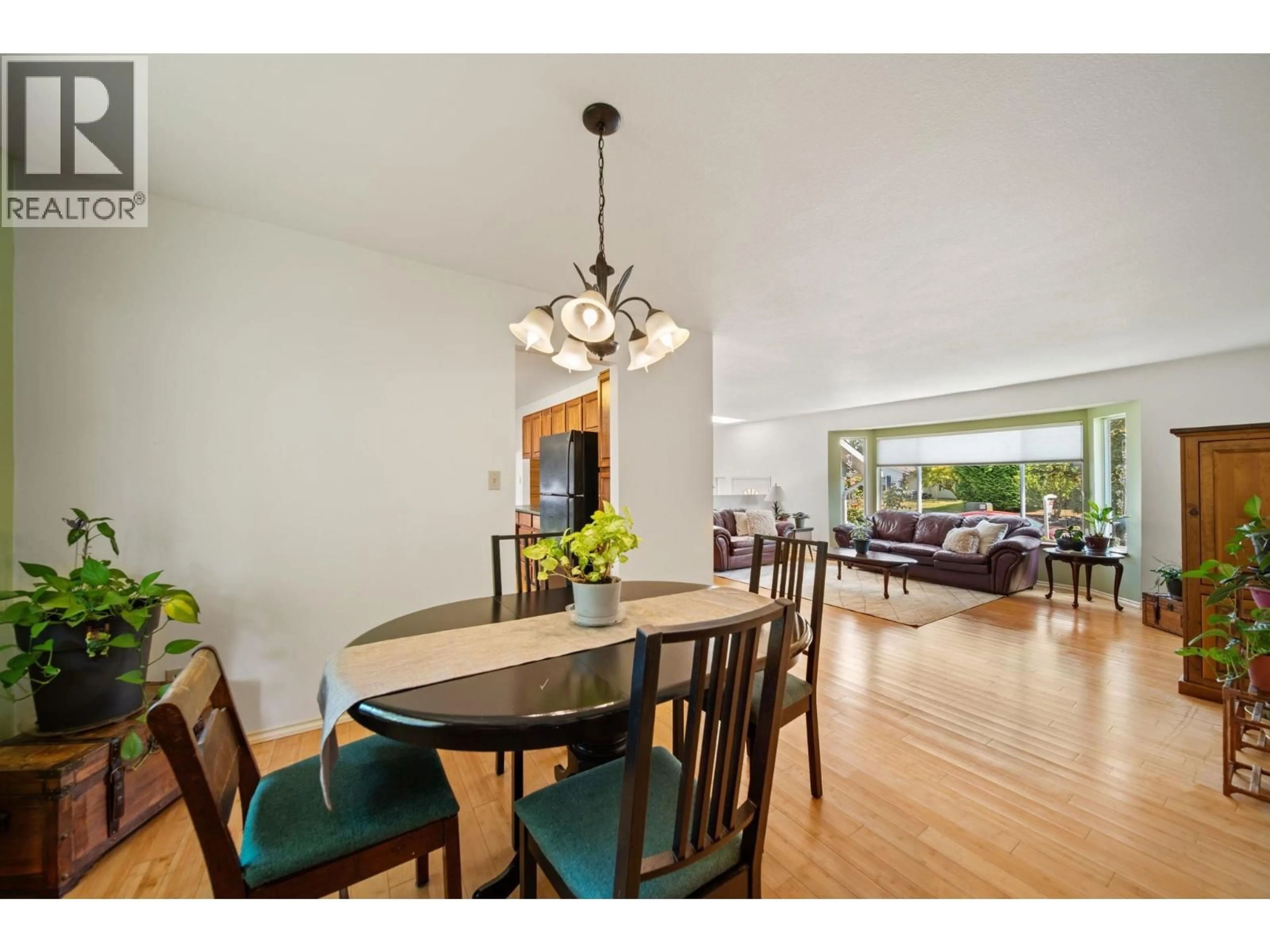 Dining room, wood/laminate floor for 11791 229TH STREET, Maple Ridge British Columbia V2X6P9