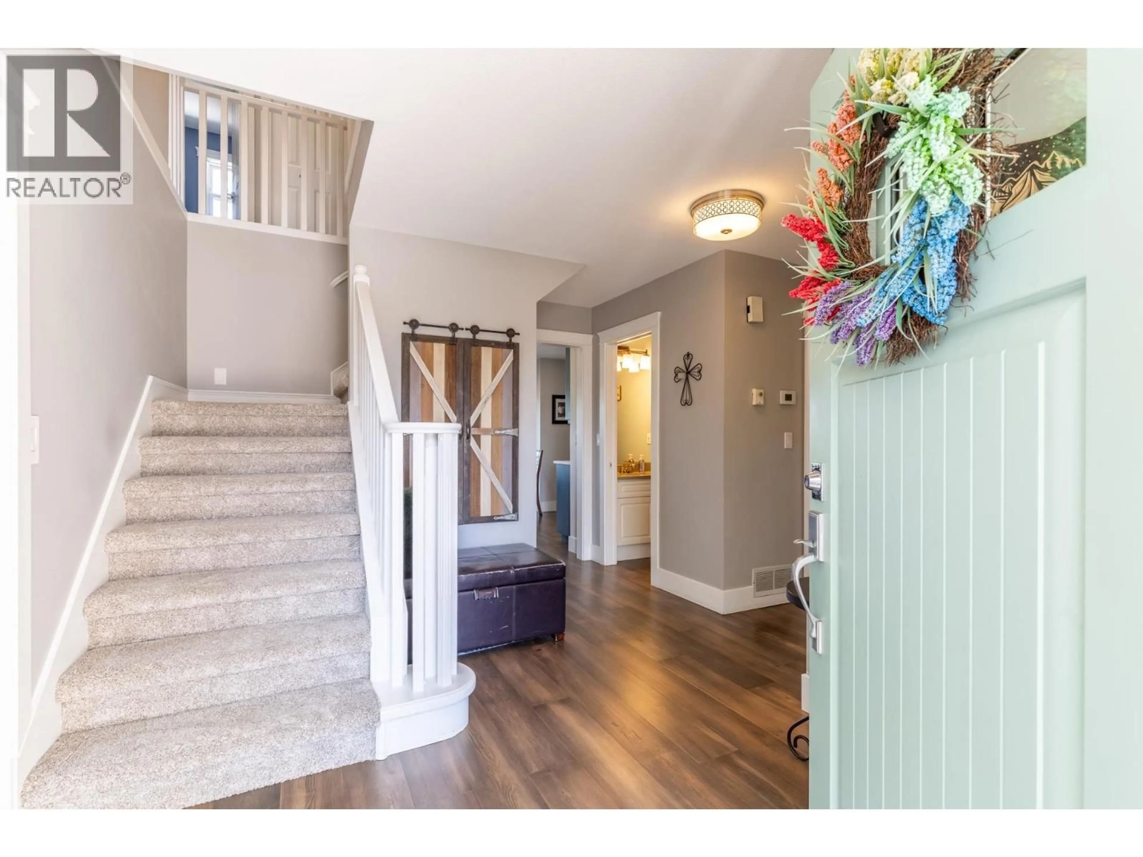 Indoor entryway for 18907 118B AVENUE, Pitt Meadows British Columbia V3Y2L2