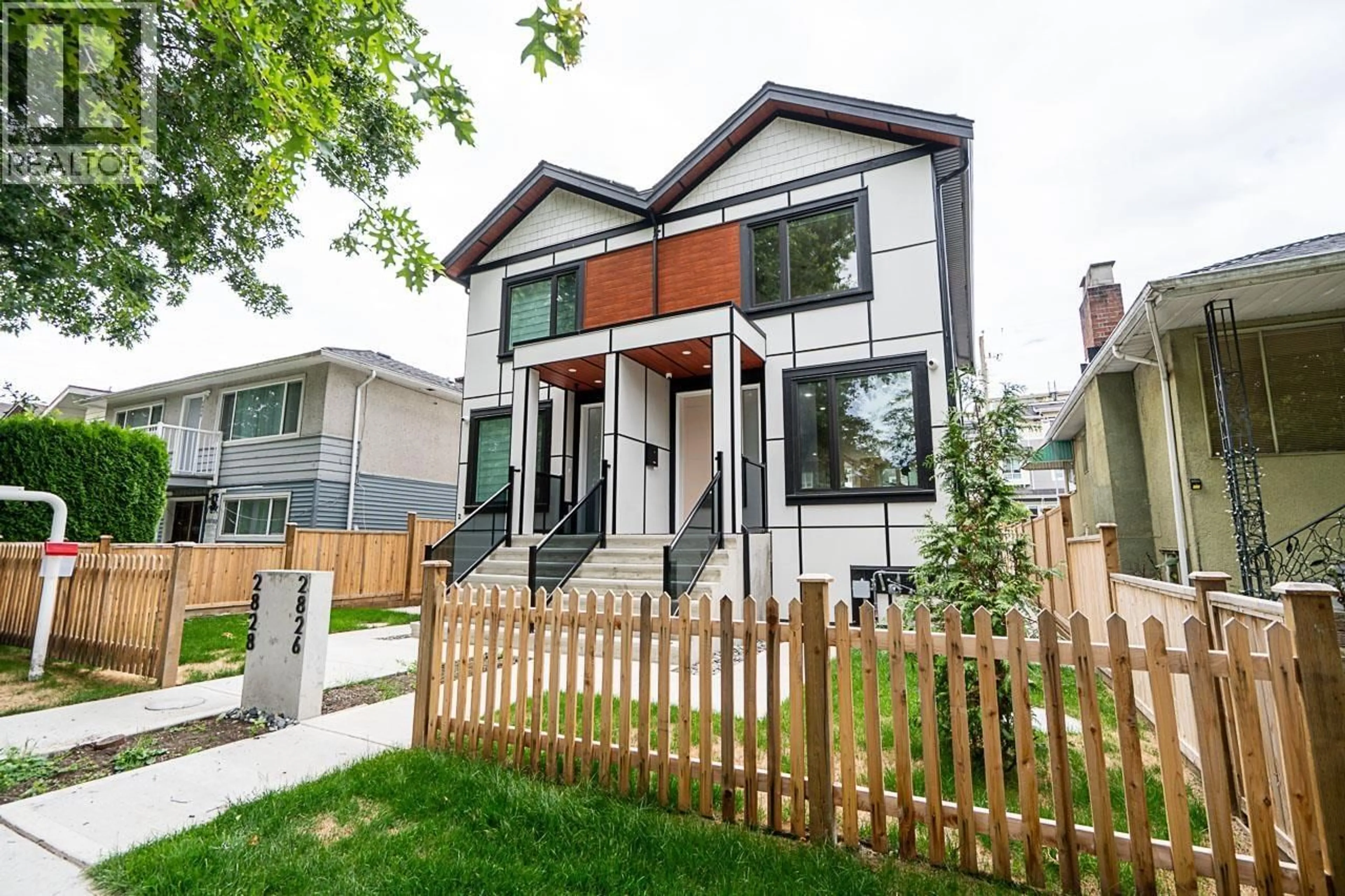 Unknown for 2826 CHEYENNE AVENUE, Vancouver British Columbia V5R4R6