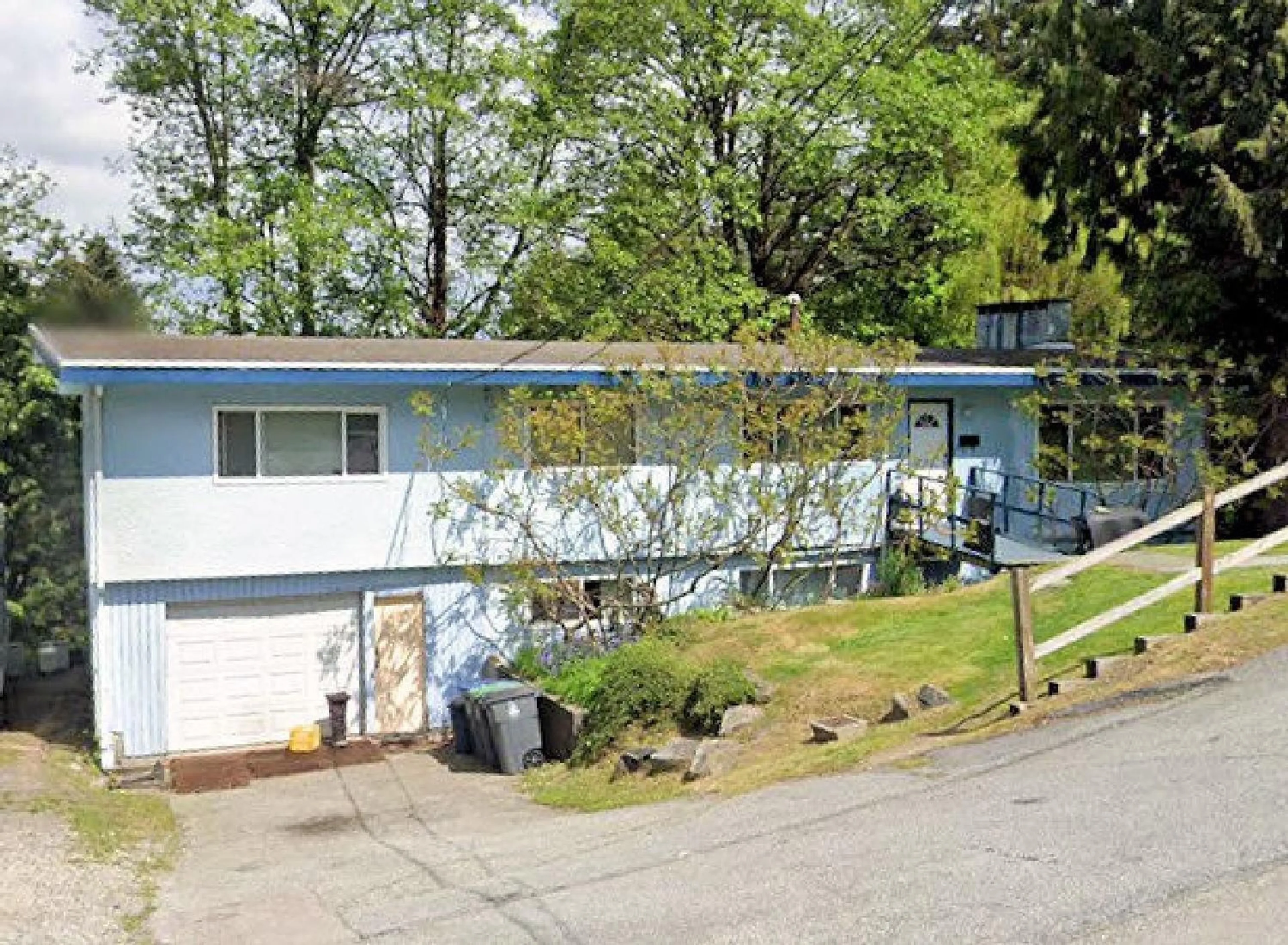 Home with vinyl exterior material, street for 11333 96 AVENUE, Surrey British Columbia V3V1V7