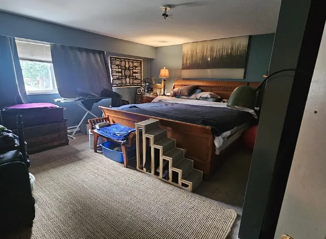 11333 96 AVENUE, Surrey 5