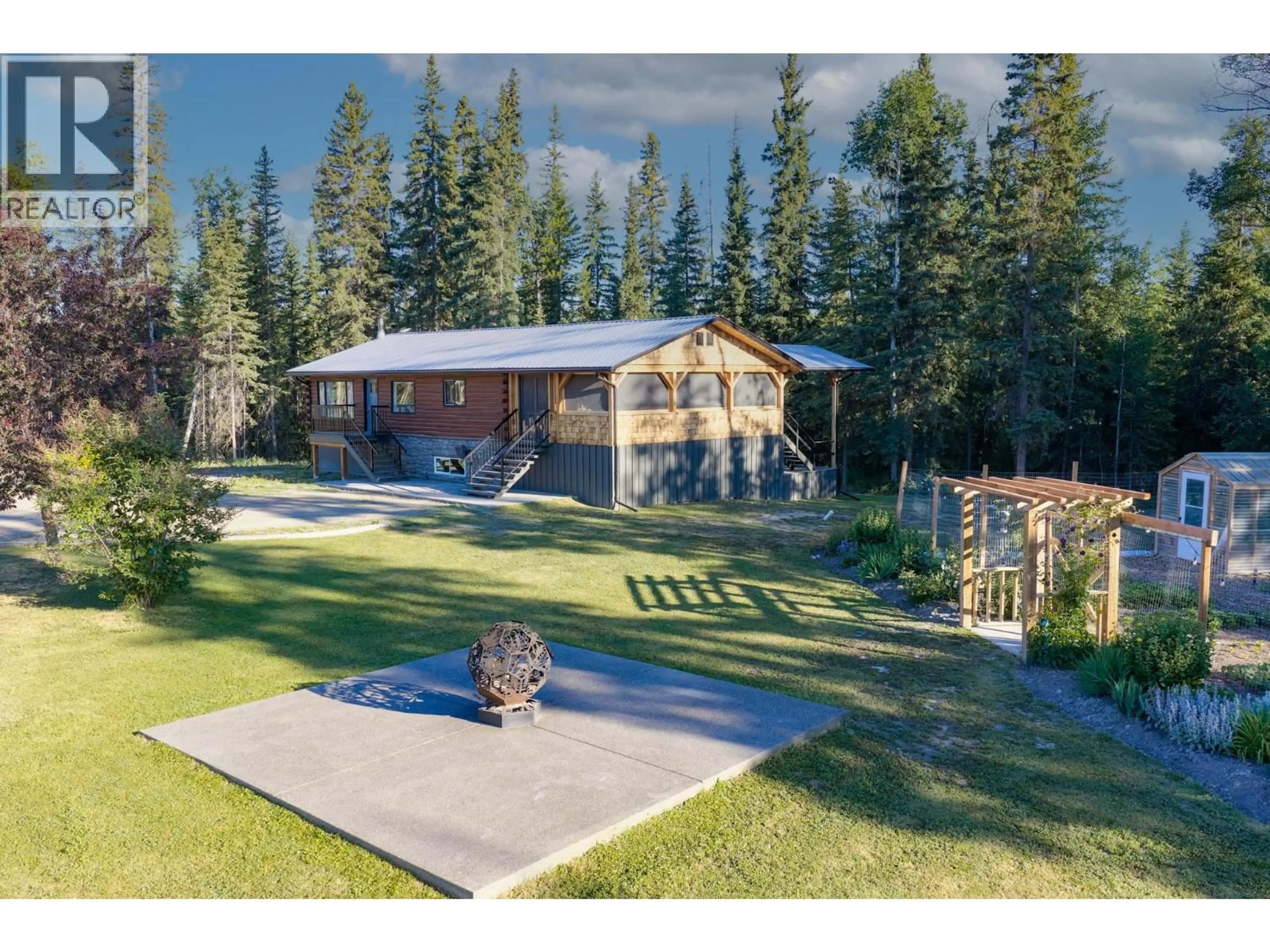 A pic from outside/outdoor area/front of a property/back of a property/a pic from drone, mountain view for 118 SPRUCE ROAD, Vanderhoof British Columbia V0J3A2