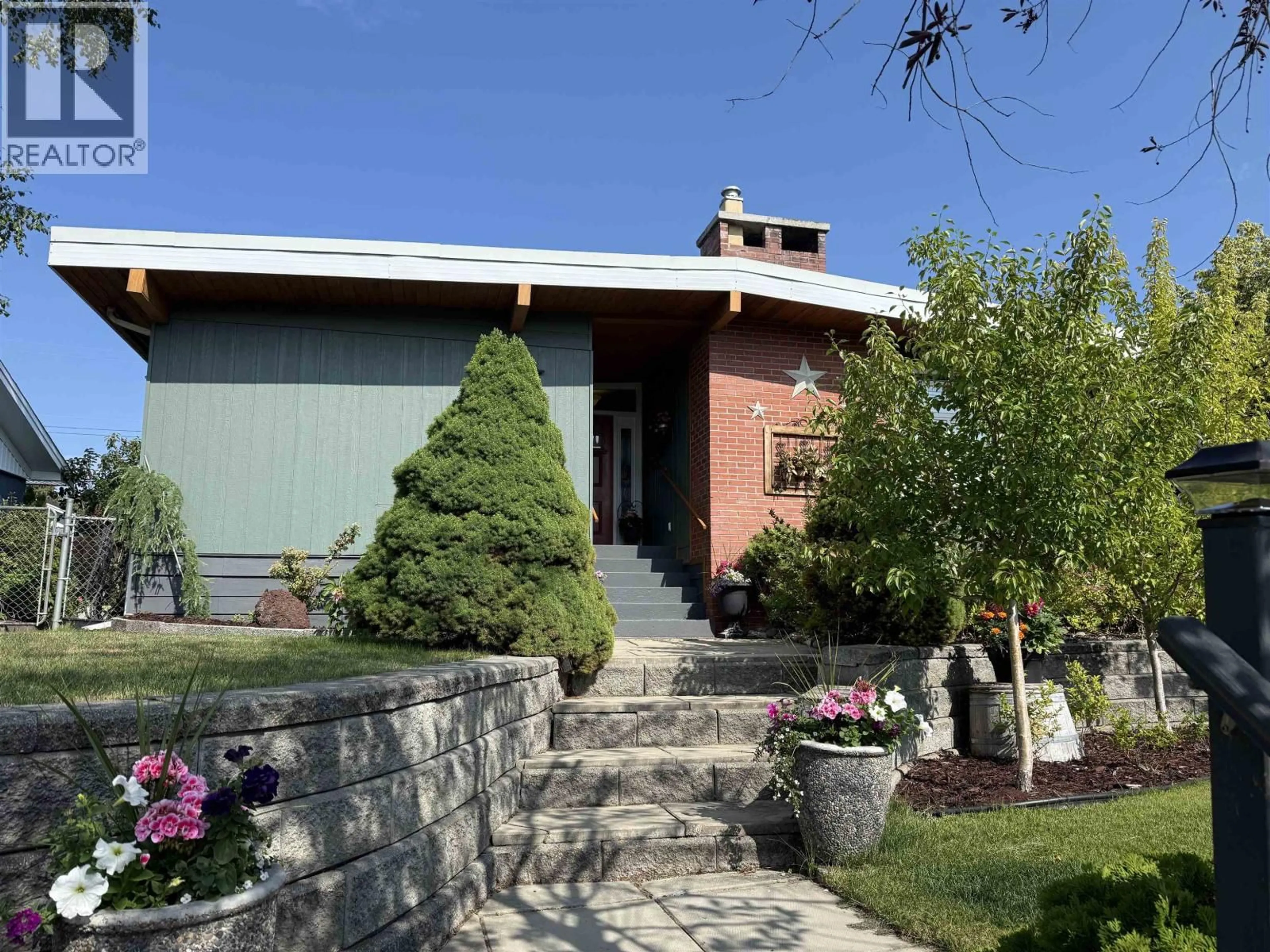 Unknown for 1094 IRWIN STREET, Prince George British Columbia V2M2Y2