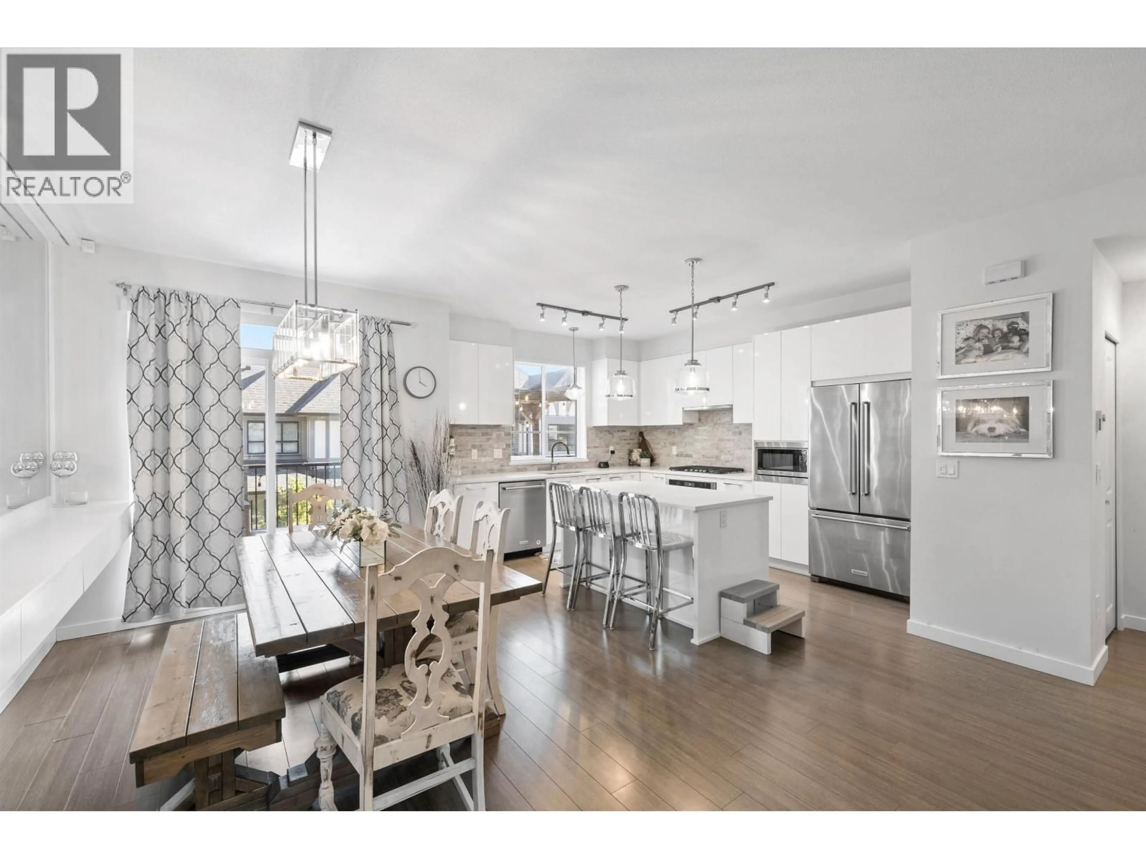 Open concept kitchen, unknown for 149 - 3500 BURKE VILLAGE PROMENADE, Coquitlam British Columbia V3E0N2