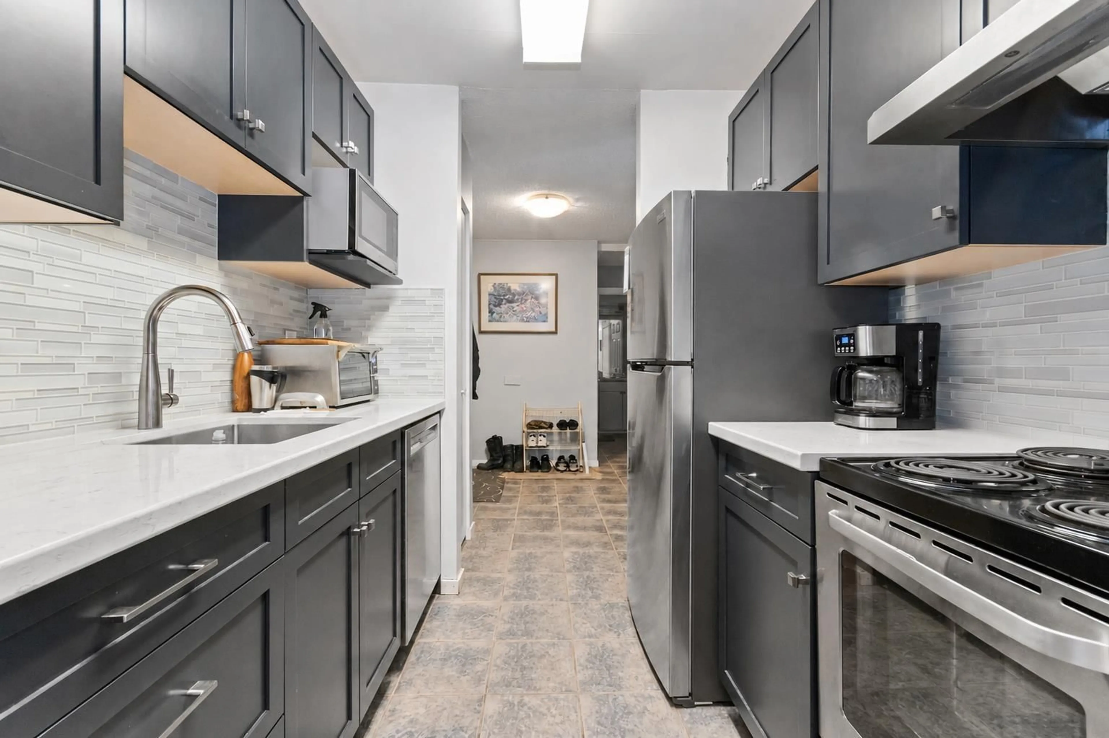 Standard kitchen, unknown for 237 - 1783 AGASSIZ-ROSEDALE NO 9 HIGHWAY, Agassiz British Columbia V0M1A4