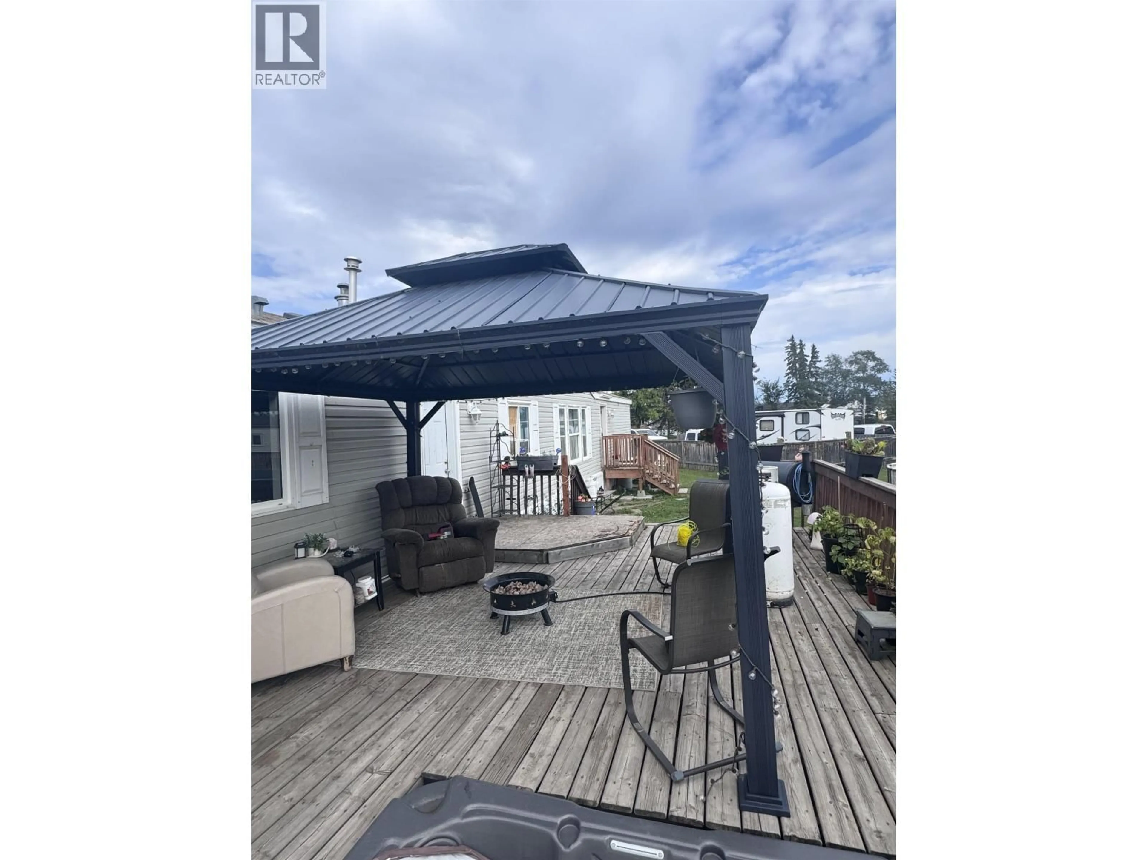Patio, water/lake/river/ocean view for 10340 101 STREET, Taylor British Columbia V0C2K0