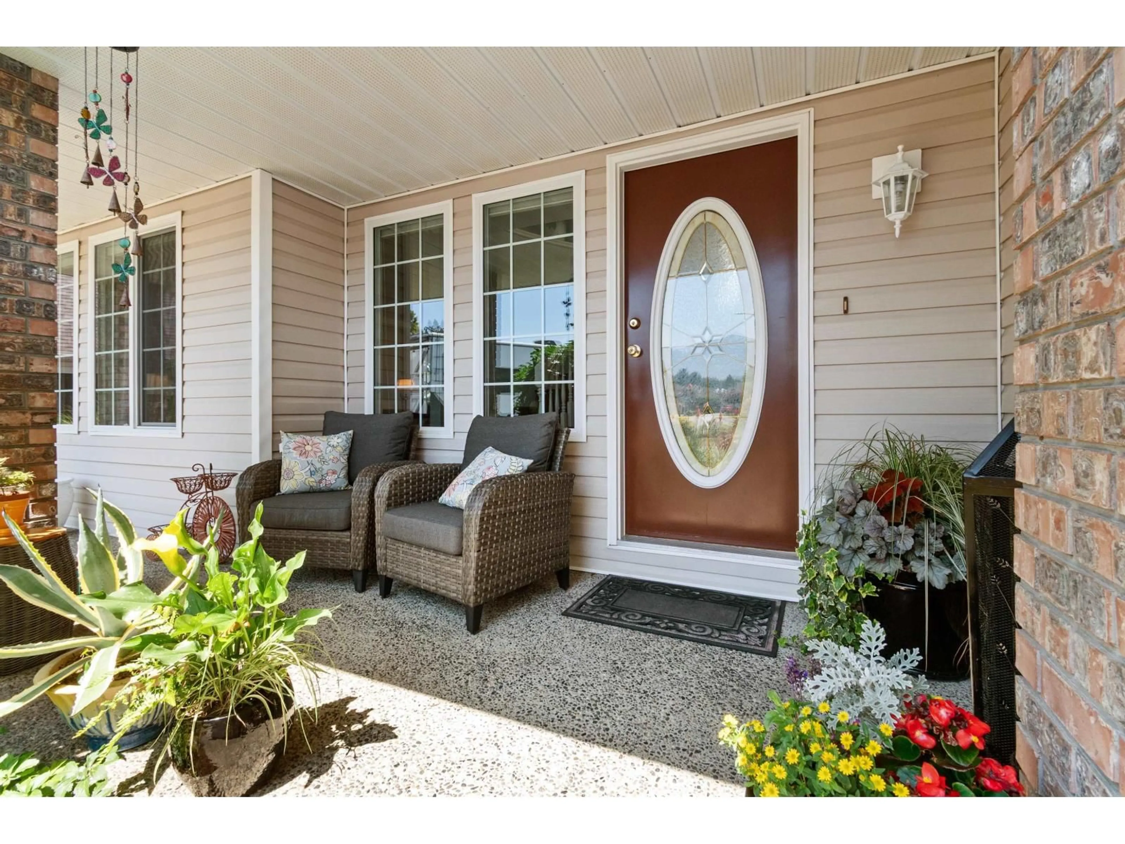 Indoor entryway for 6755 HENRY STREET, Chilliwack British Columbia V2R2Z9
