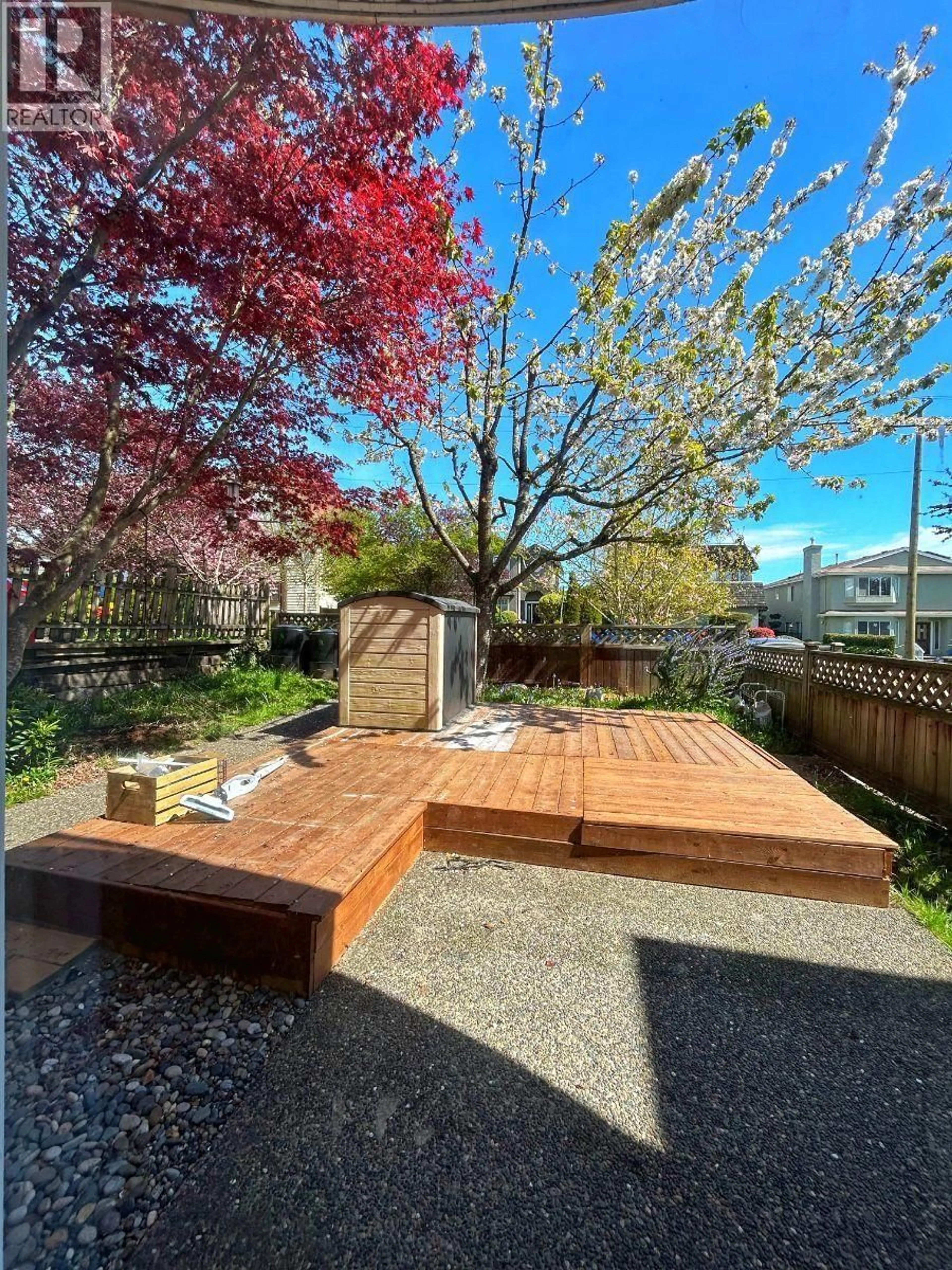 Patio, street for 8377 HUDSON STREET, Vancouver British Columbia V6P4M3