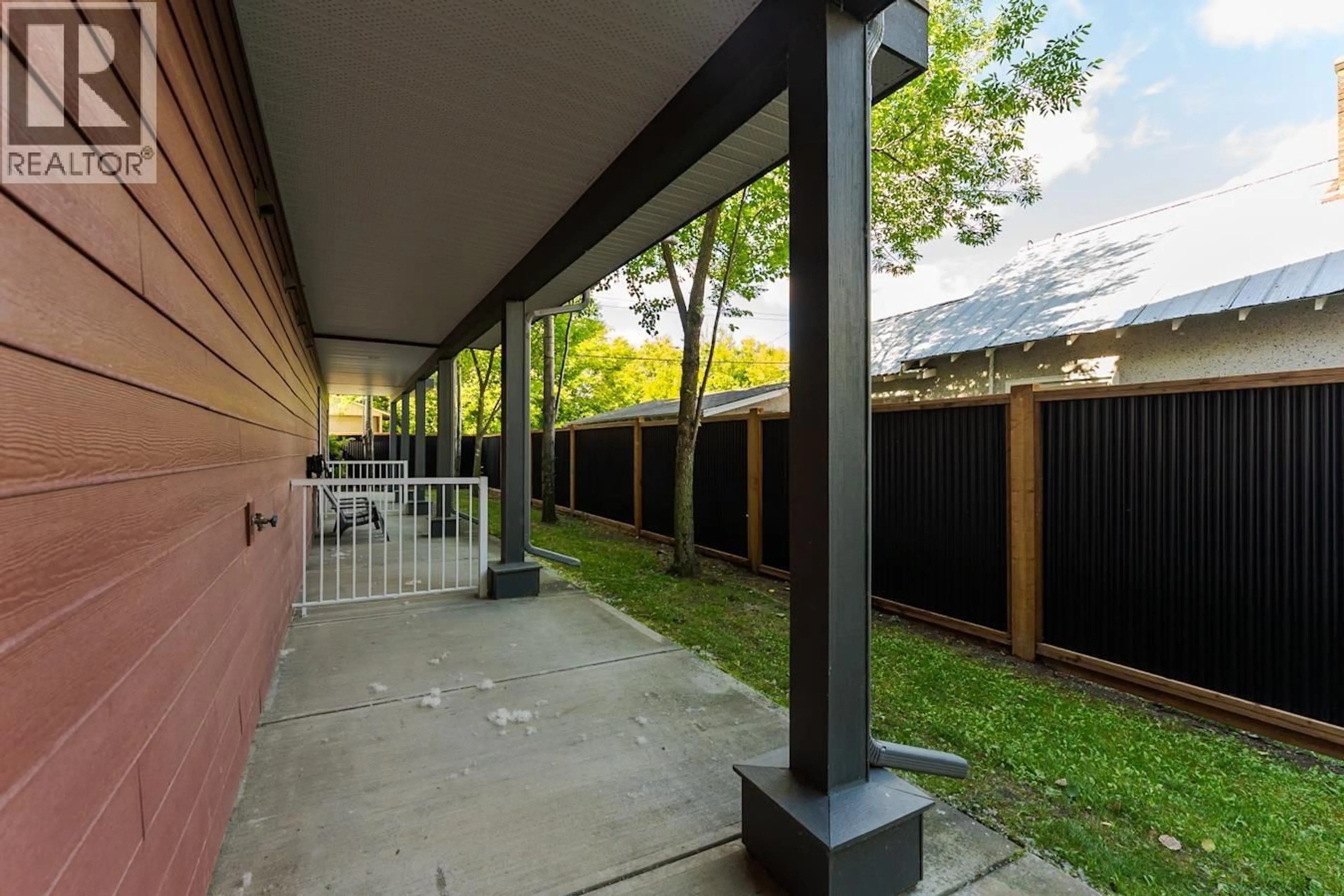 Patio, street for 106 - 1699 7TH AVENUE, Prince George British Columbia V2L0C1