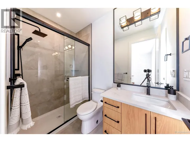 10460 WILLIAMS ROAD, Richmond 5
