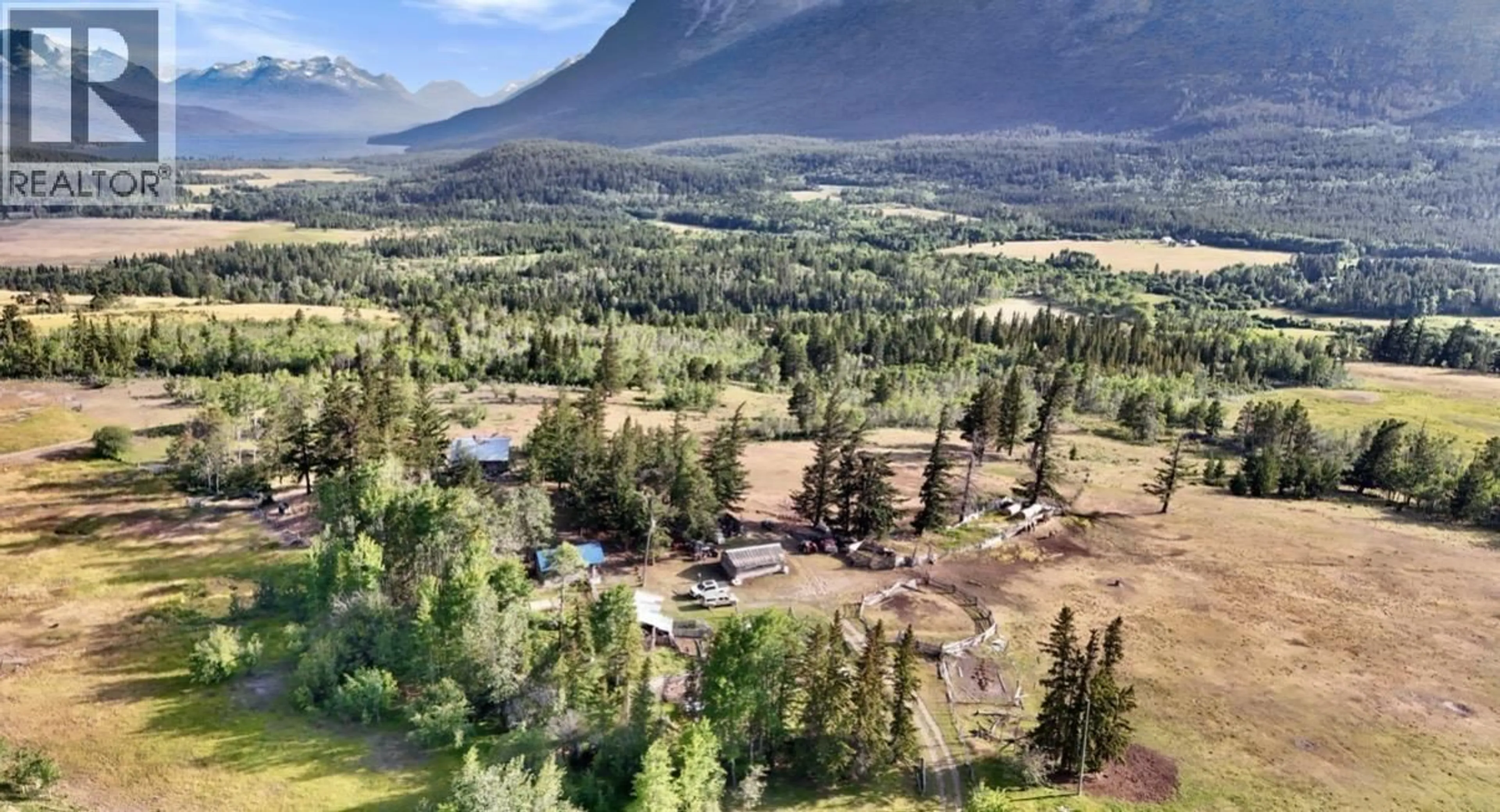 A pic from outside/outdoor area/front of a property/back of a property/a pic from drone, mountain view for 7091 TATLAYOKO ROAD, Williams Lake British Columbia V0L1W0