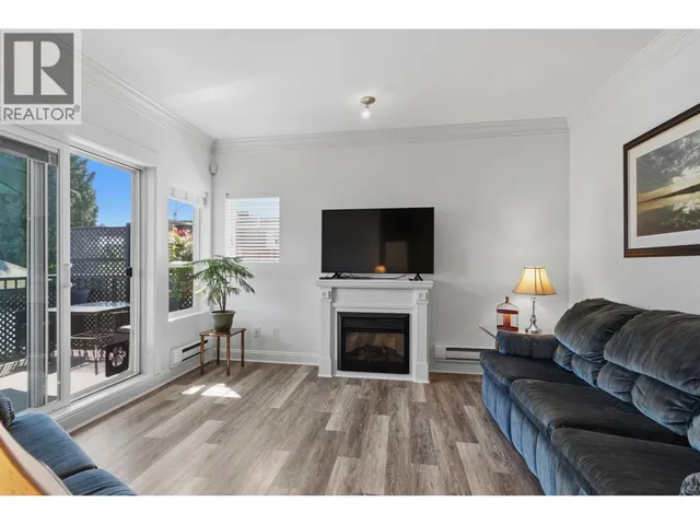 411 - 22150 DEWDNEY TRUNK ROAD, Maple Ridge 2