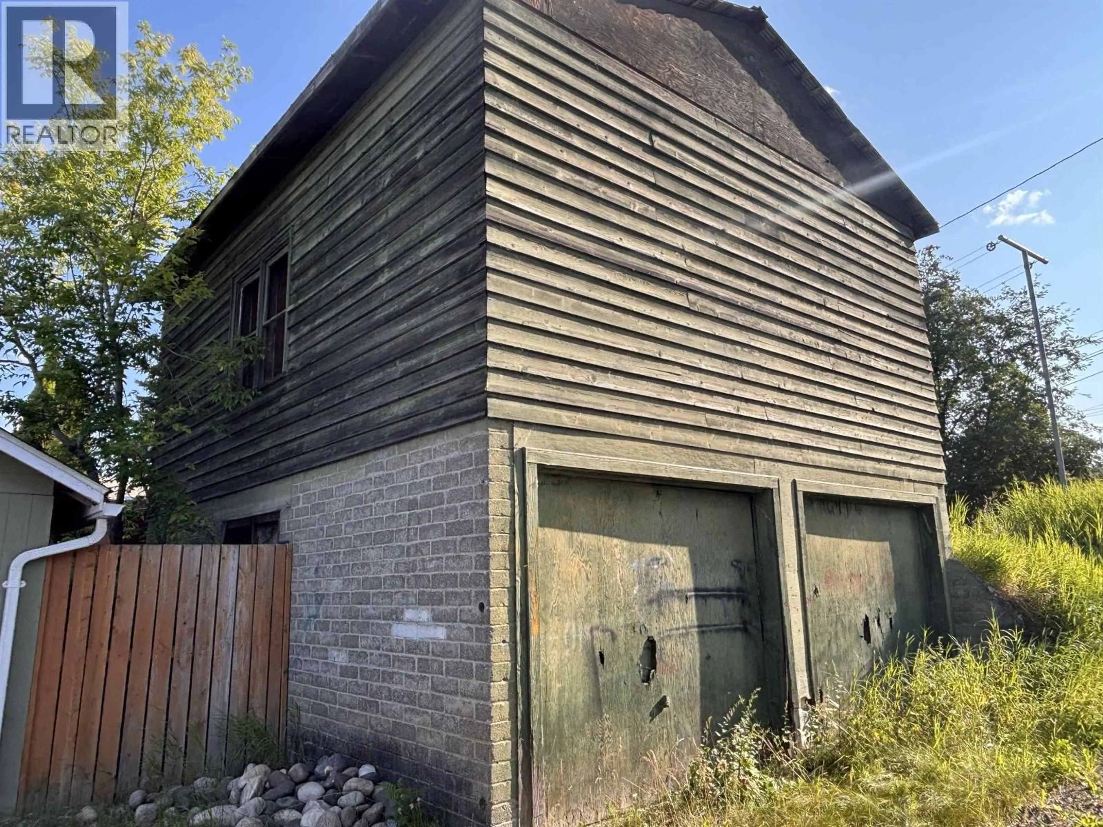 Shed for 2066 ROSS CRESCENT, Prince George British Columbia V2M1Y5
