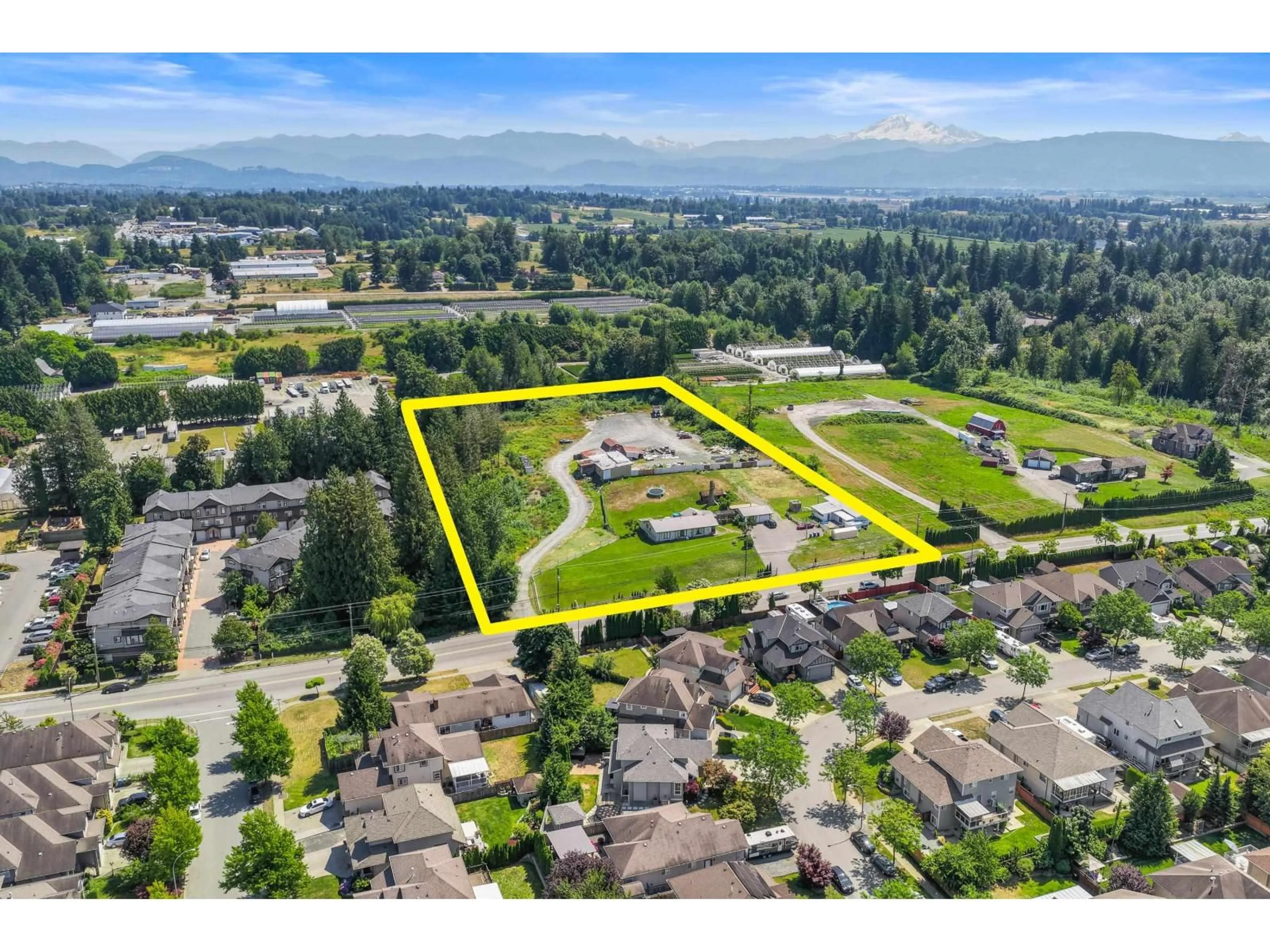 A pic from outside/outdoor area/front of a property/back of a property/a pic from drone, mountain view for 2894 LEFEUVRE ROAD, Abbotsford British Columbia V4X2S7