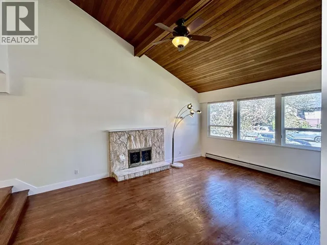 1544 68TH AVENUE, Vancouver 3