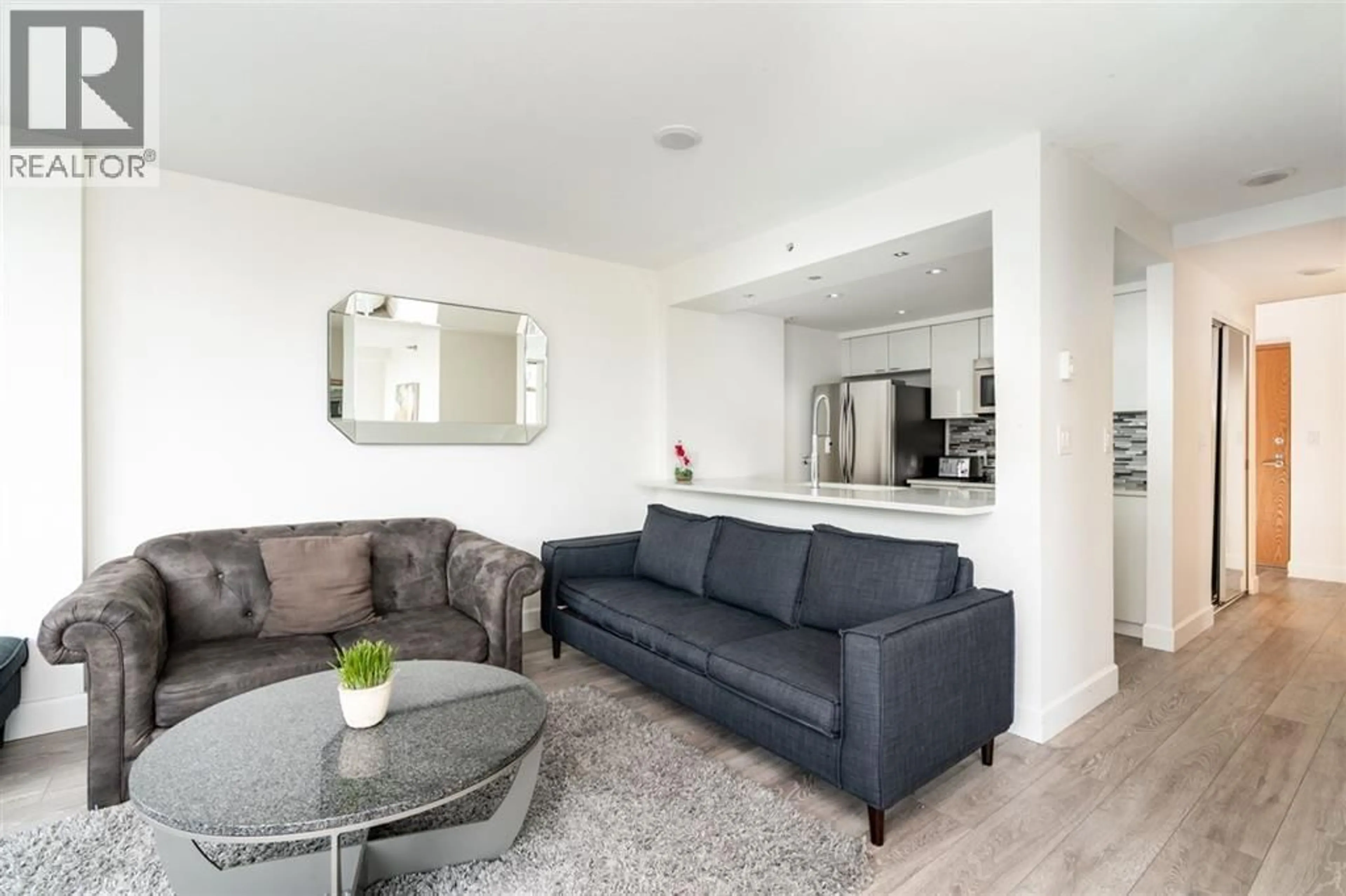Living room with furniture, unknown for 902 - 1200 ALBERNI STREET, Vancouver British Columbia V6E1A6