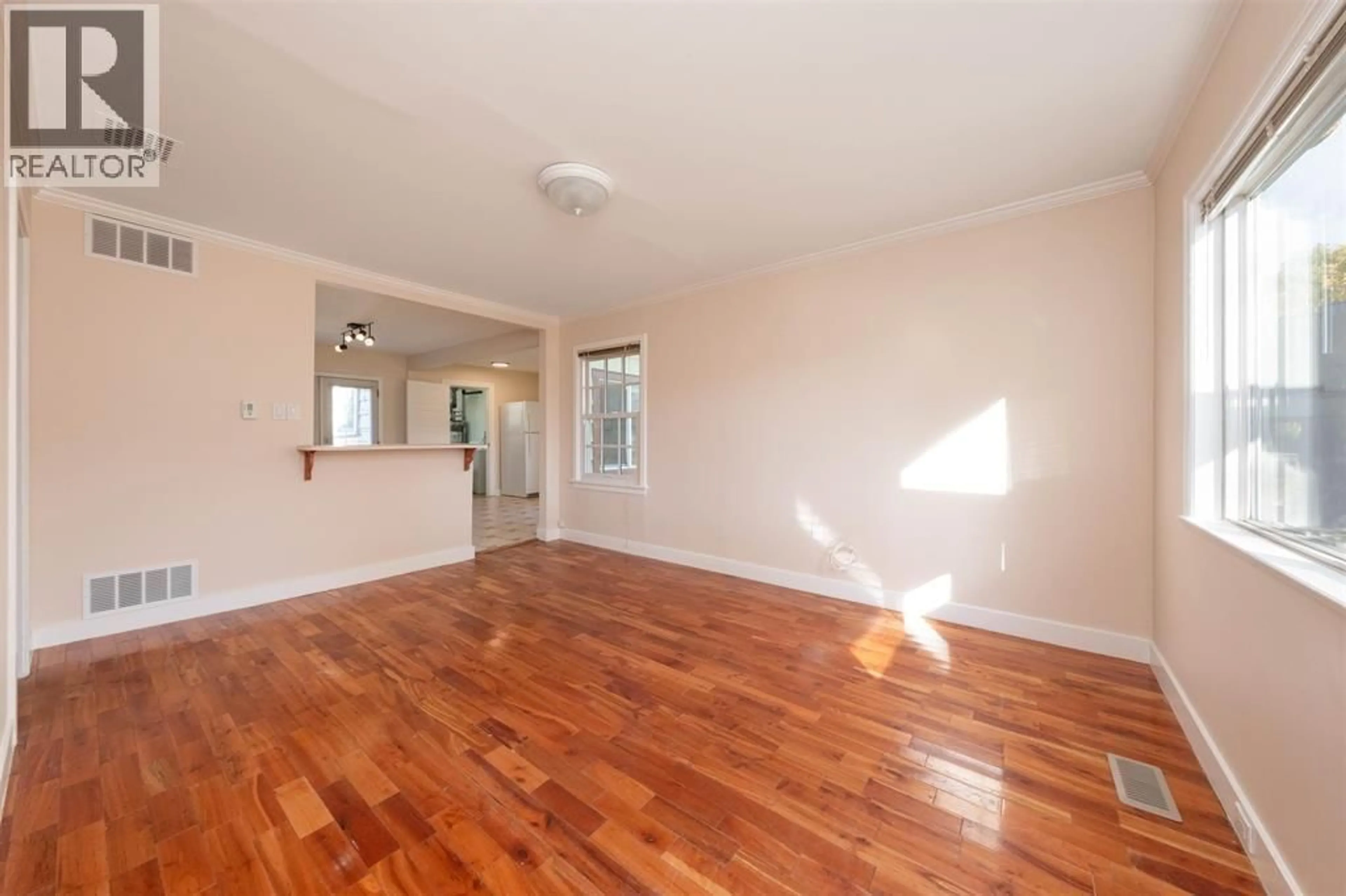 A pic of a room for 3211 CATALINA CRESCENT, Richmond British Columbia V7B1E3
