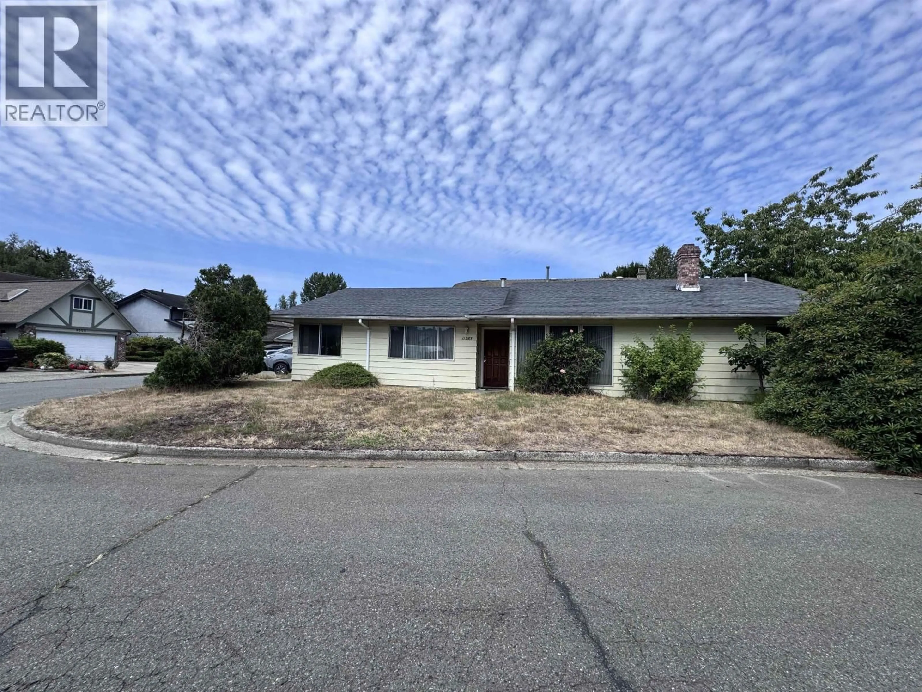 A pic from outside/outdoor area/front of a property/back of a property/a pic from drone, street for 11283 KINGCOME AVENUE, Richmond British Columbia V7A4W6