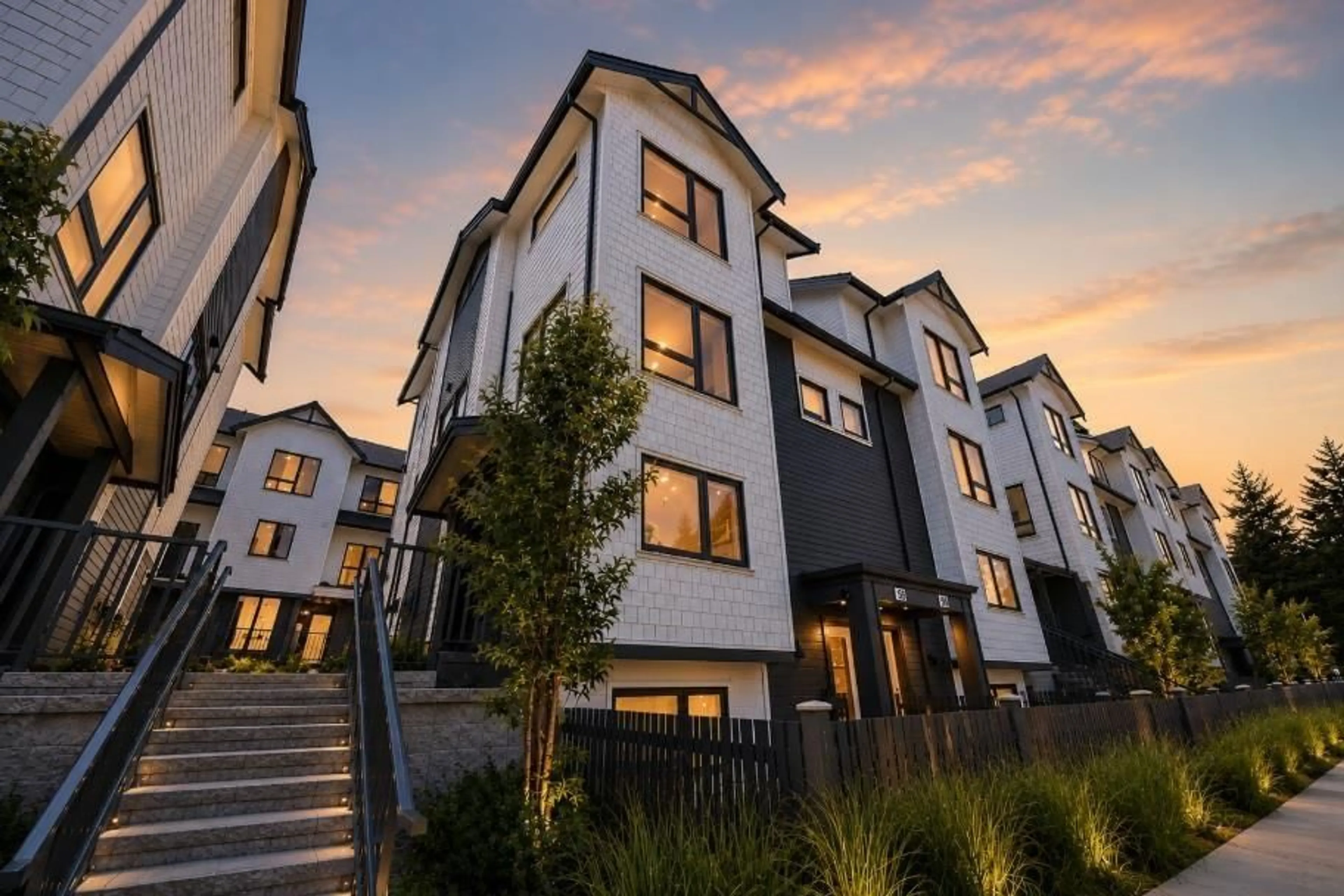 Unknown for 56 - 16358 90 AVENUE, Surrey British Columbia V4N4T2