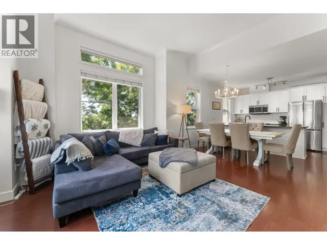 303 - 1375 VIEW CRESCENT, Delta 5