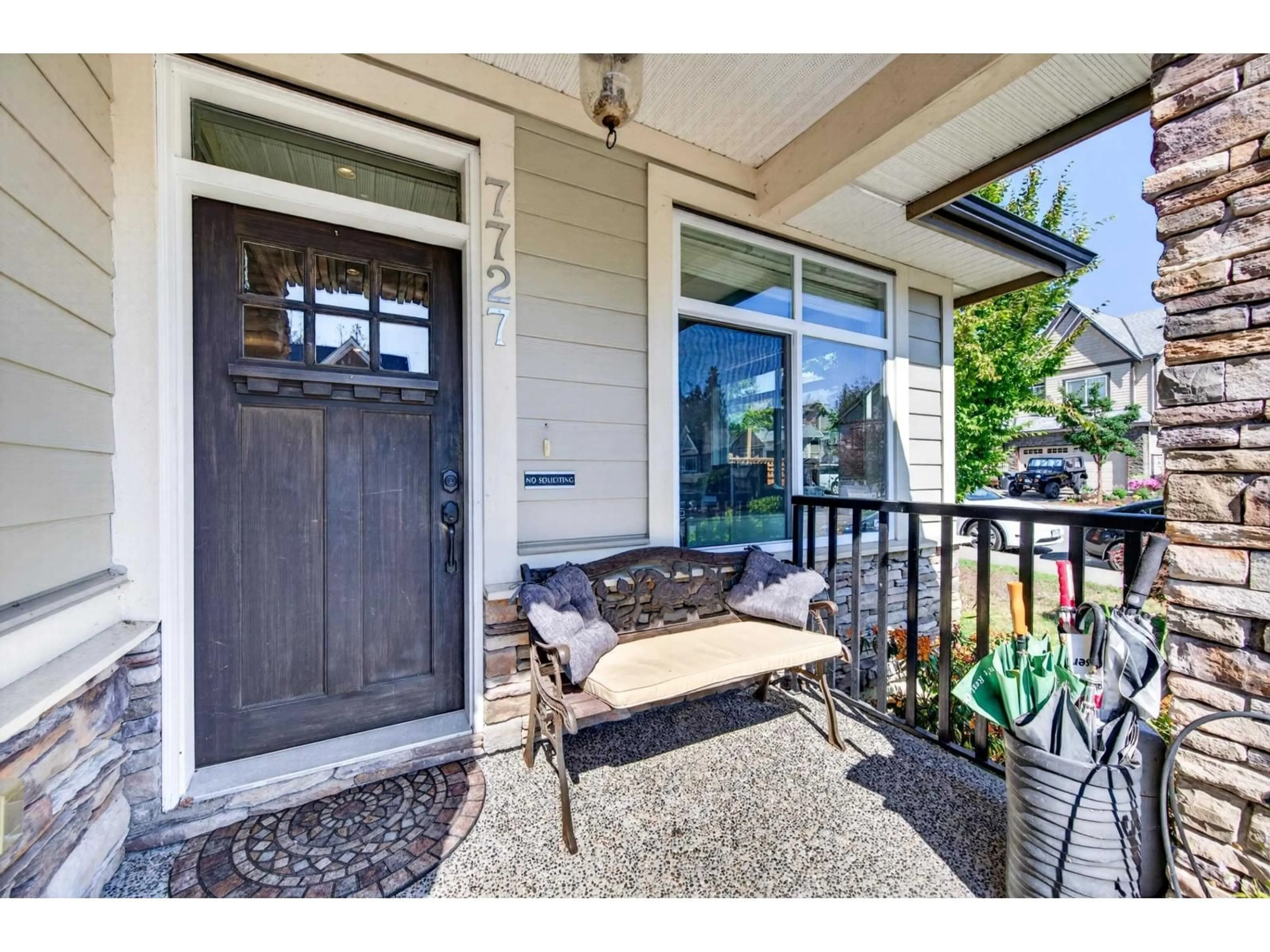 Indoor entryway for 7727 211B STREET, Langley British Columbia V2Y0K7