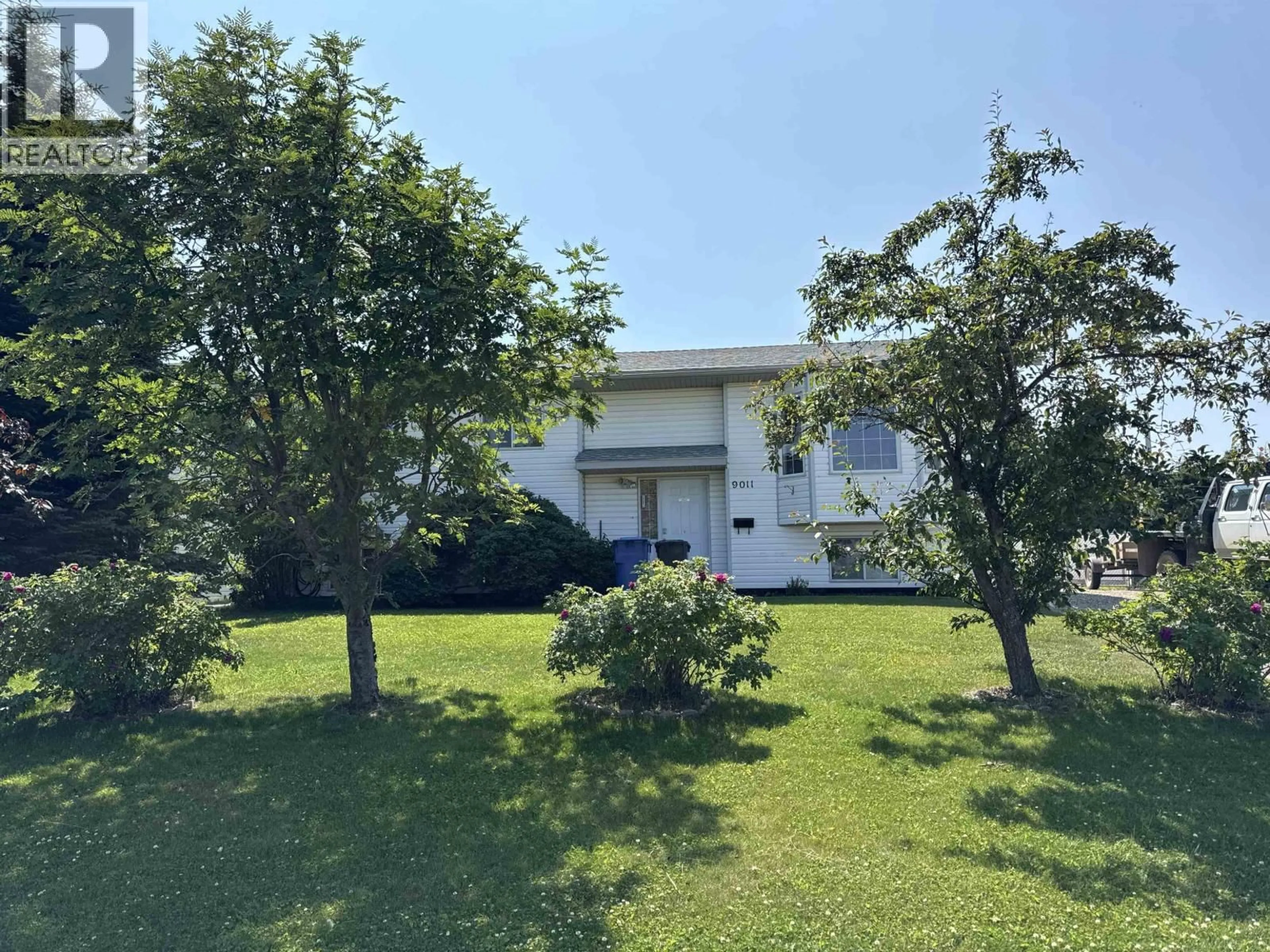 A pic from outside/outdoor area/front of a property/back of a property/a pic from drone, building for 9011 107 AVENUE, Fort St. John British Columbia V1J2P1