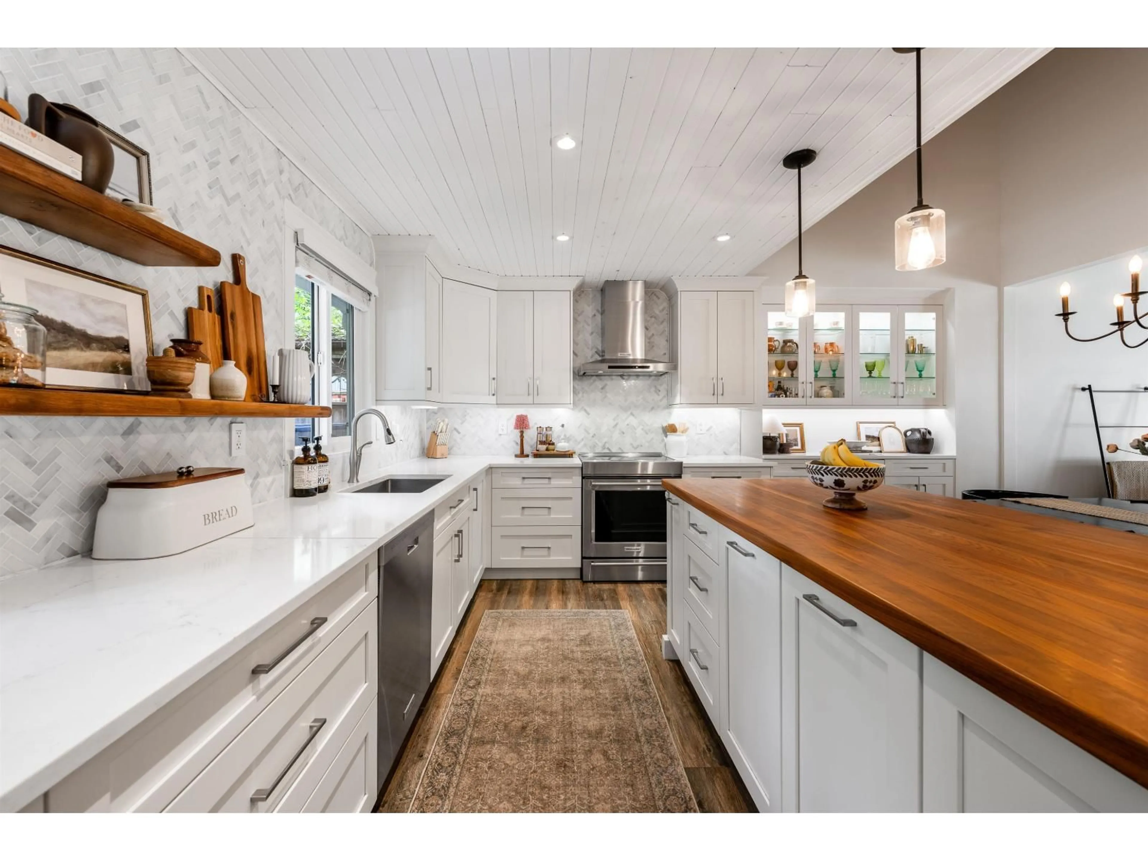 Open concept kitchen, unknown for 4547 196A STREET, Langley British Columbia V3A7G5