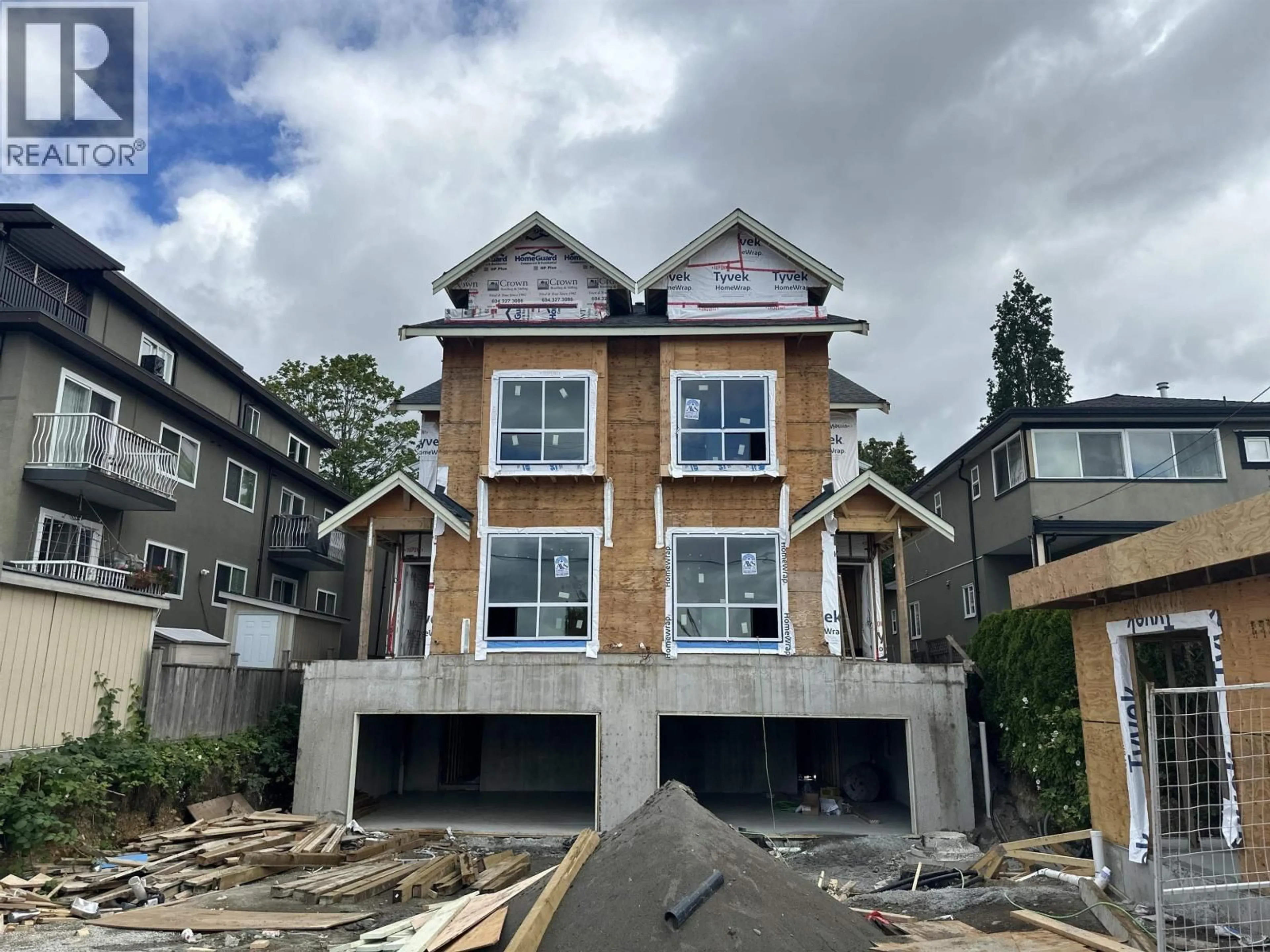 Home with brick exterior material, building for 1 - 3982 PENDER STREET, Burnaby British Columbia V5C2L6