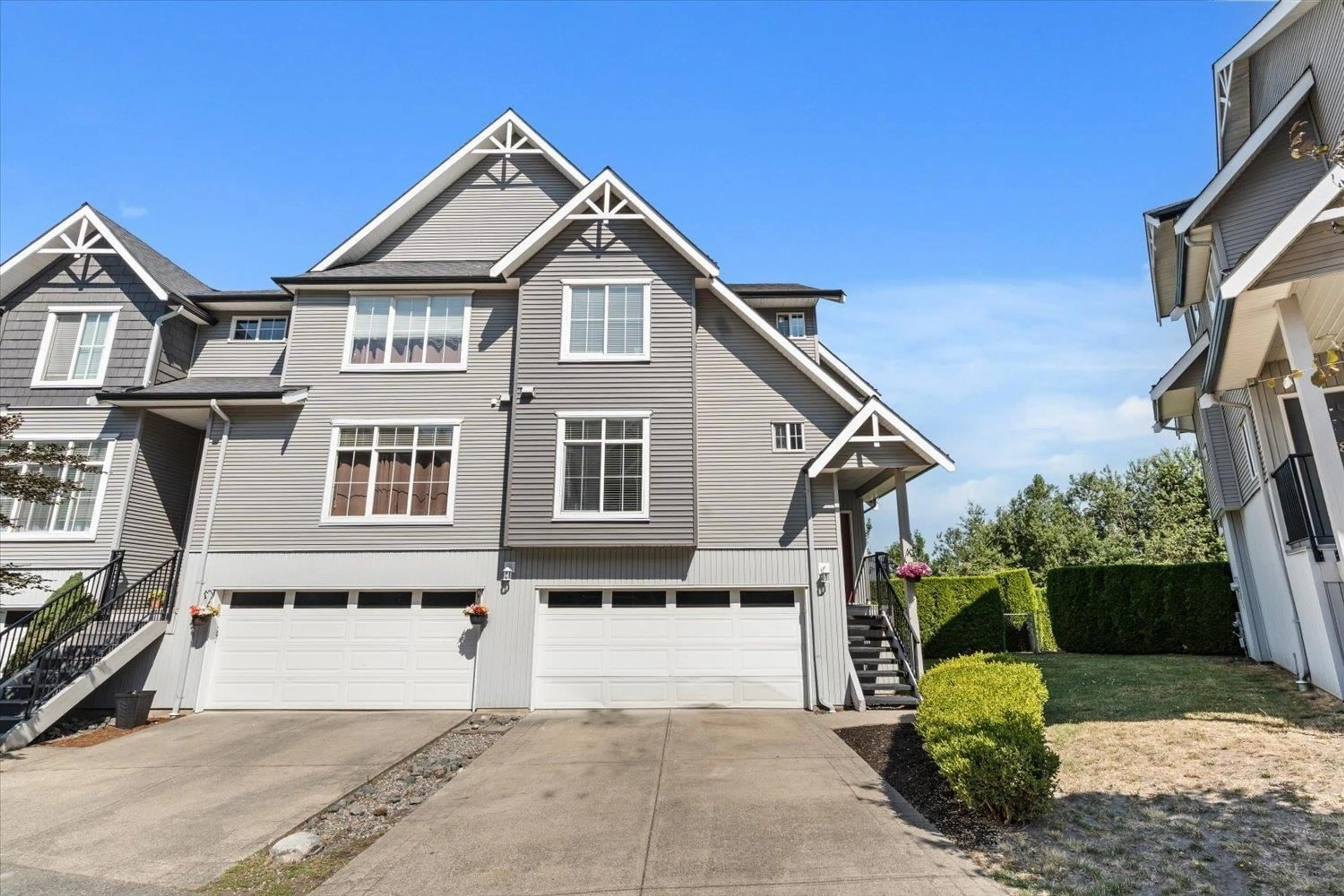 Home with vinyl exterior material, street for 23 - 5965 JINKERSON ROAD, Chilliwack British Columbia V2R5Z7