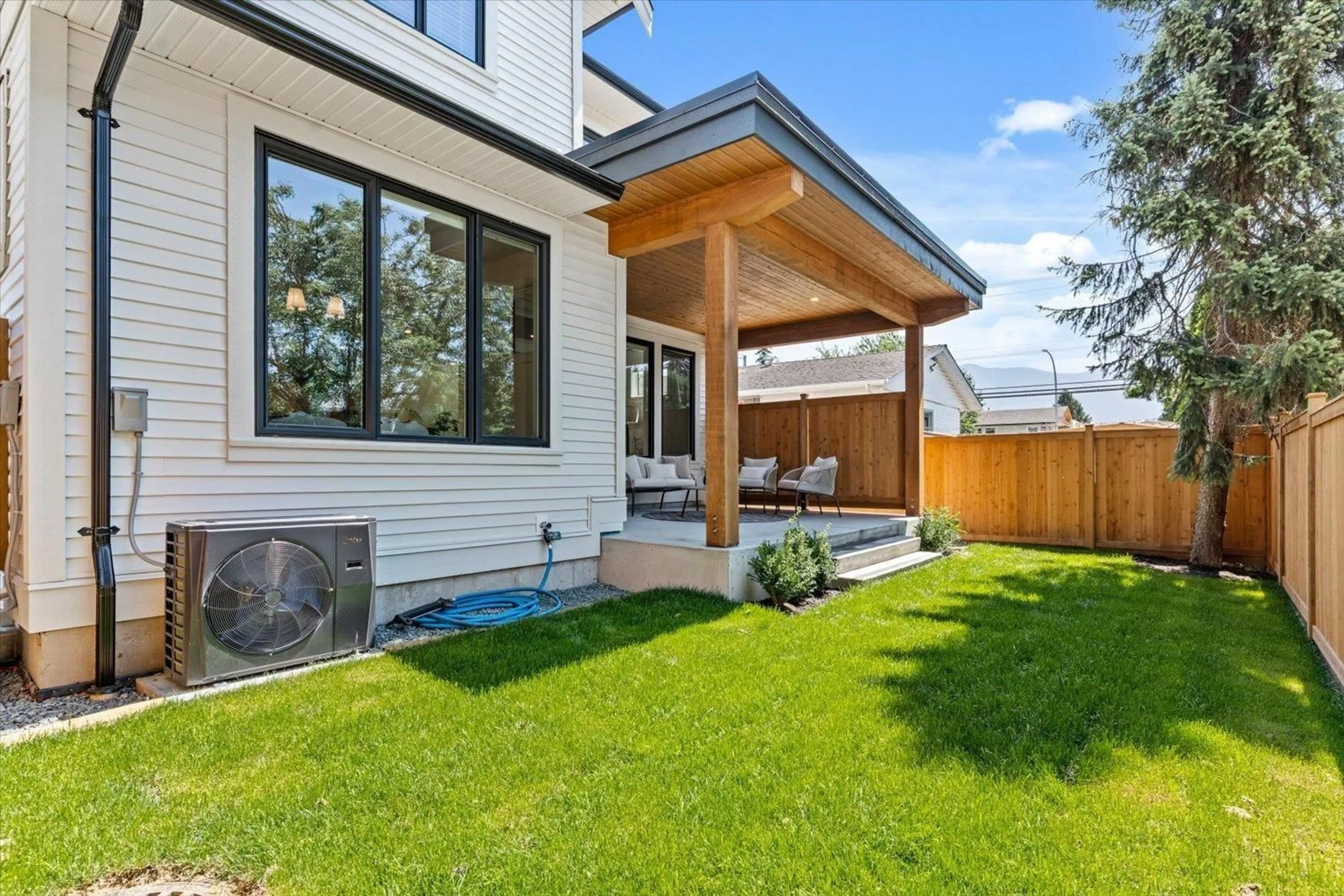 Unknown for 6405 SILVERTHORNE ROAD, Chilliwack British Columbia V2R2N6