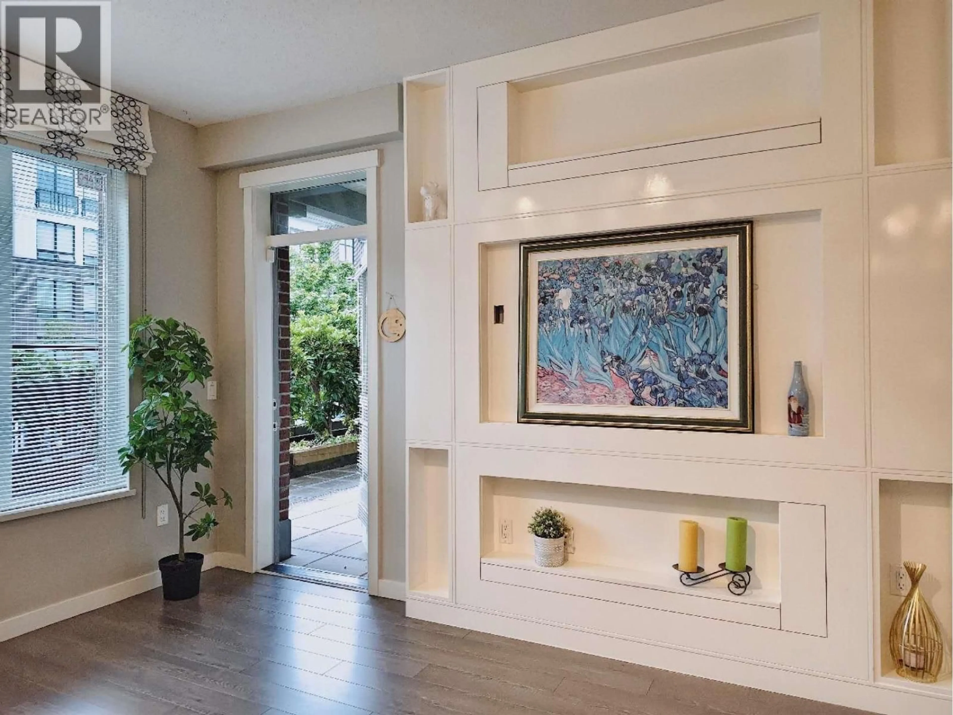 Indoor entryway for 105 - 9399 ODLIN ROAD, Richmond British Columbia V6X0J6