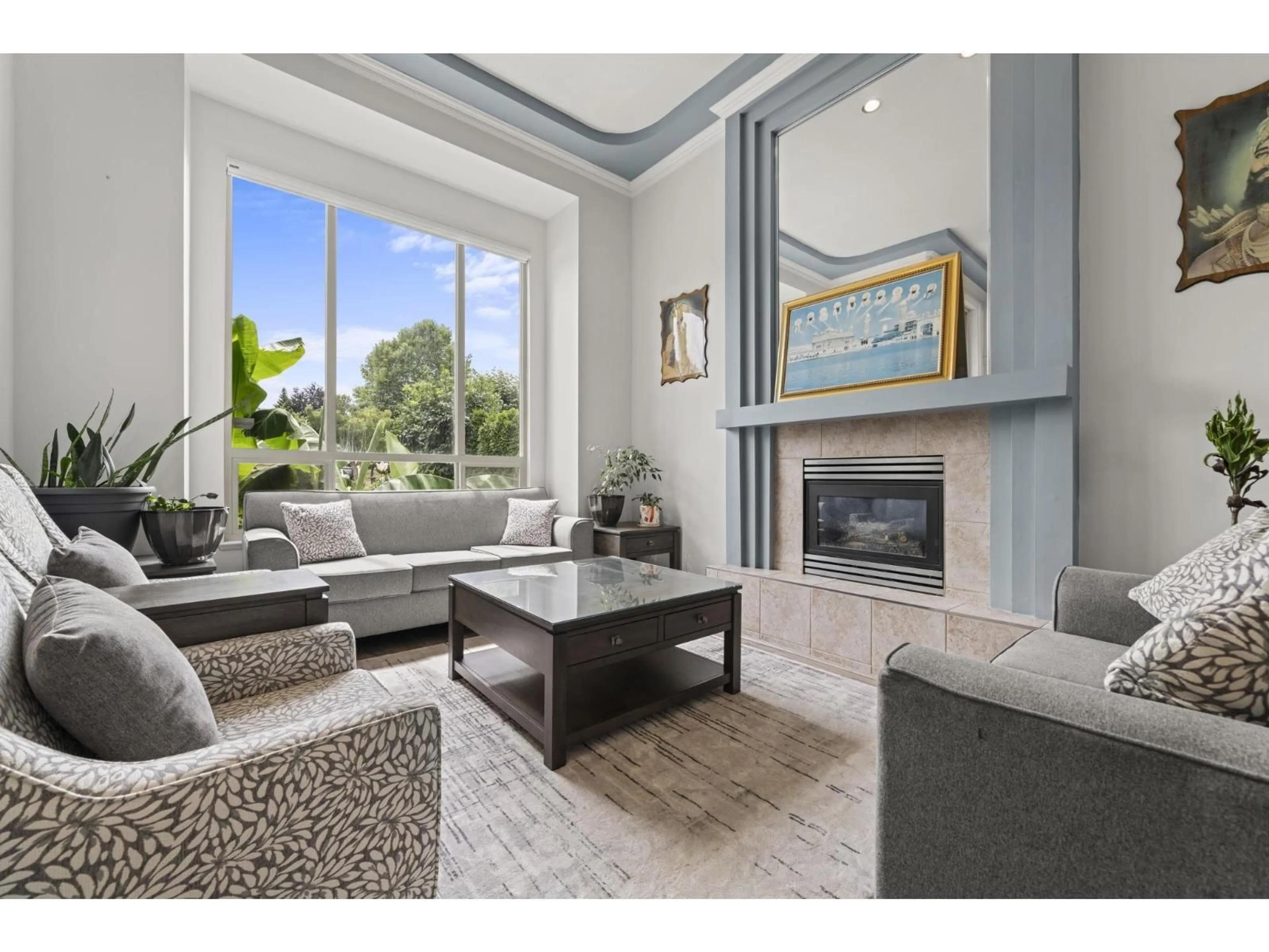 Living room with furniture, unknown for 14451 77 AVENUE, Surrey British Columbia V3S9K8