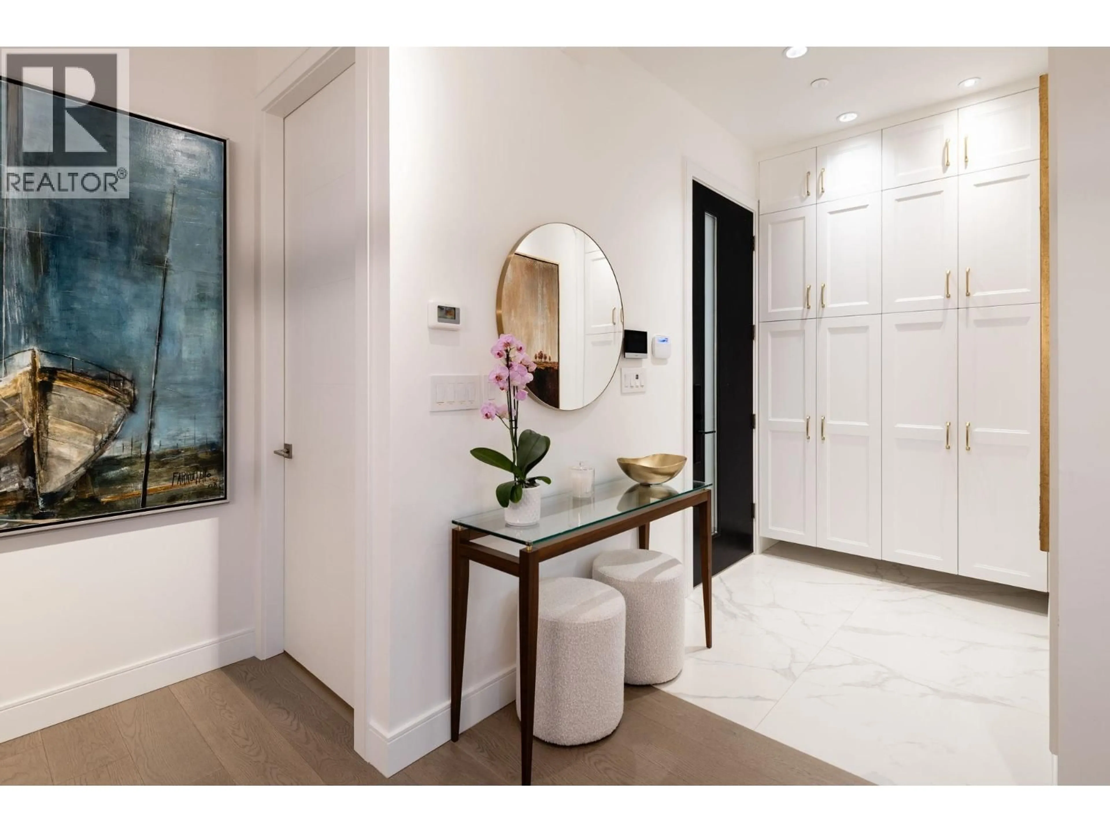 Indoor entryway for 3634 29 AVENUE, Vancouver British Columbia V6S1T4
