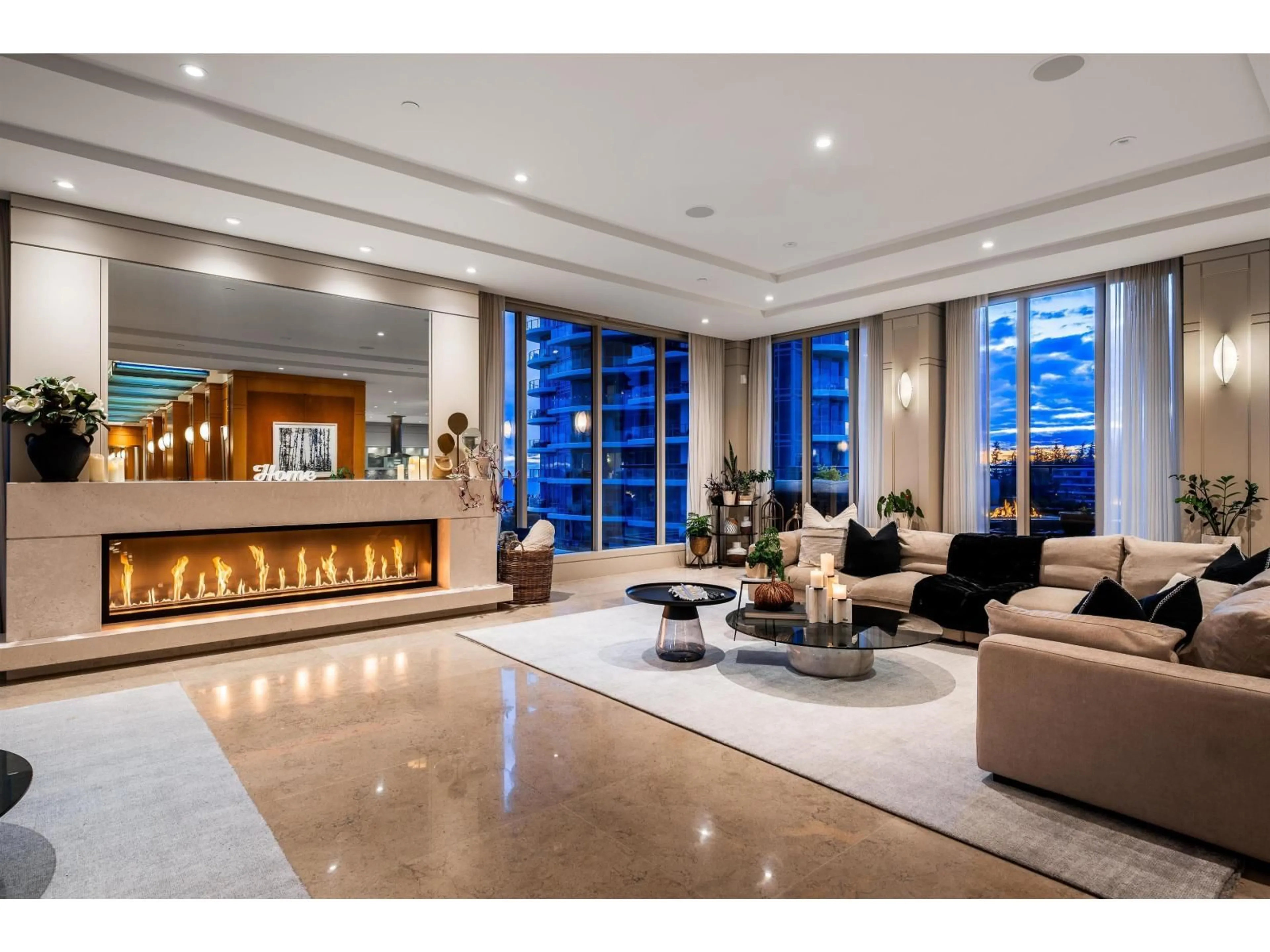 Lobby for PH801 - 1551 FOSTER STREET, White Rock British Columbia V4B5M1