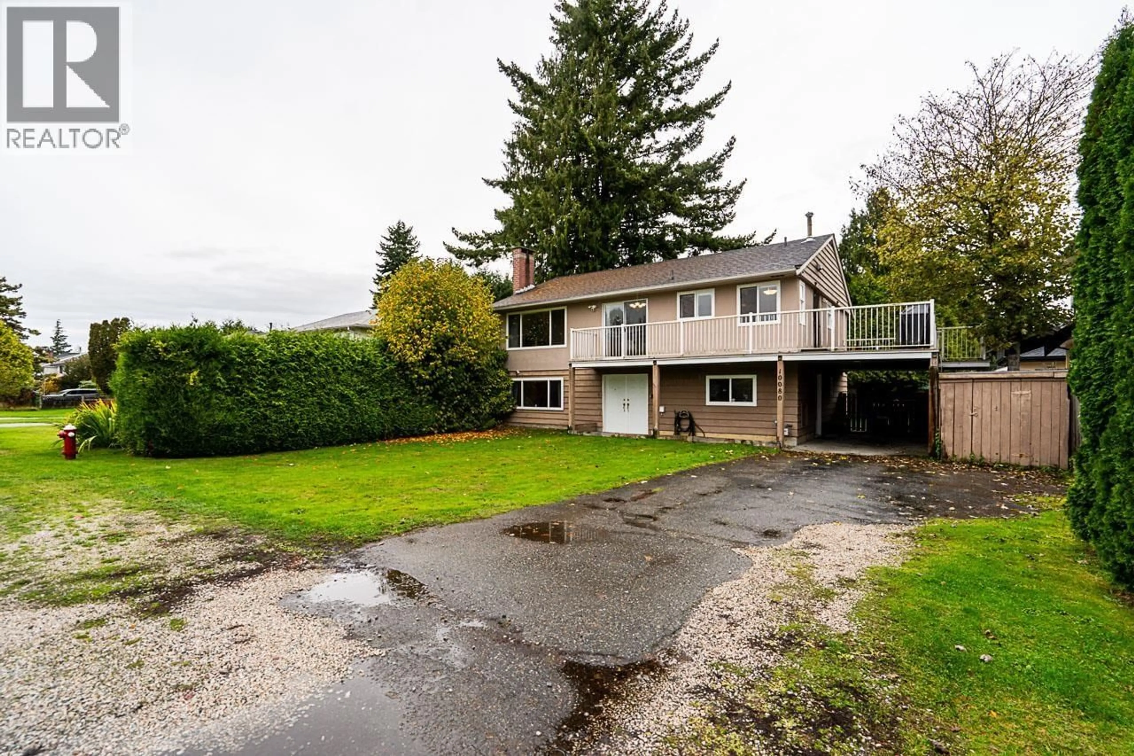 A pic from outside/outdoor area/front of a property/back of a property/a pic from drone, street for 10080 AINTREE CRESCENT, Richmond British Columbia V7A3T8