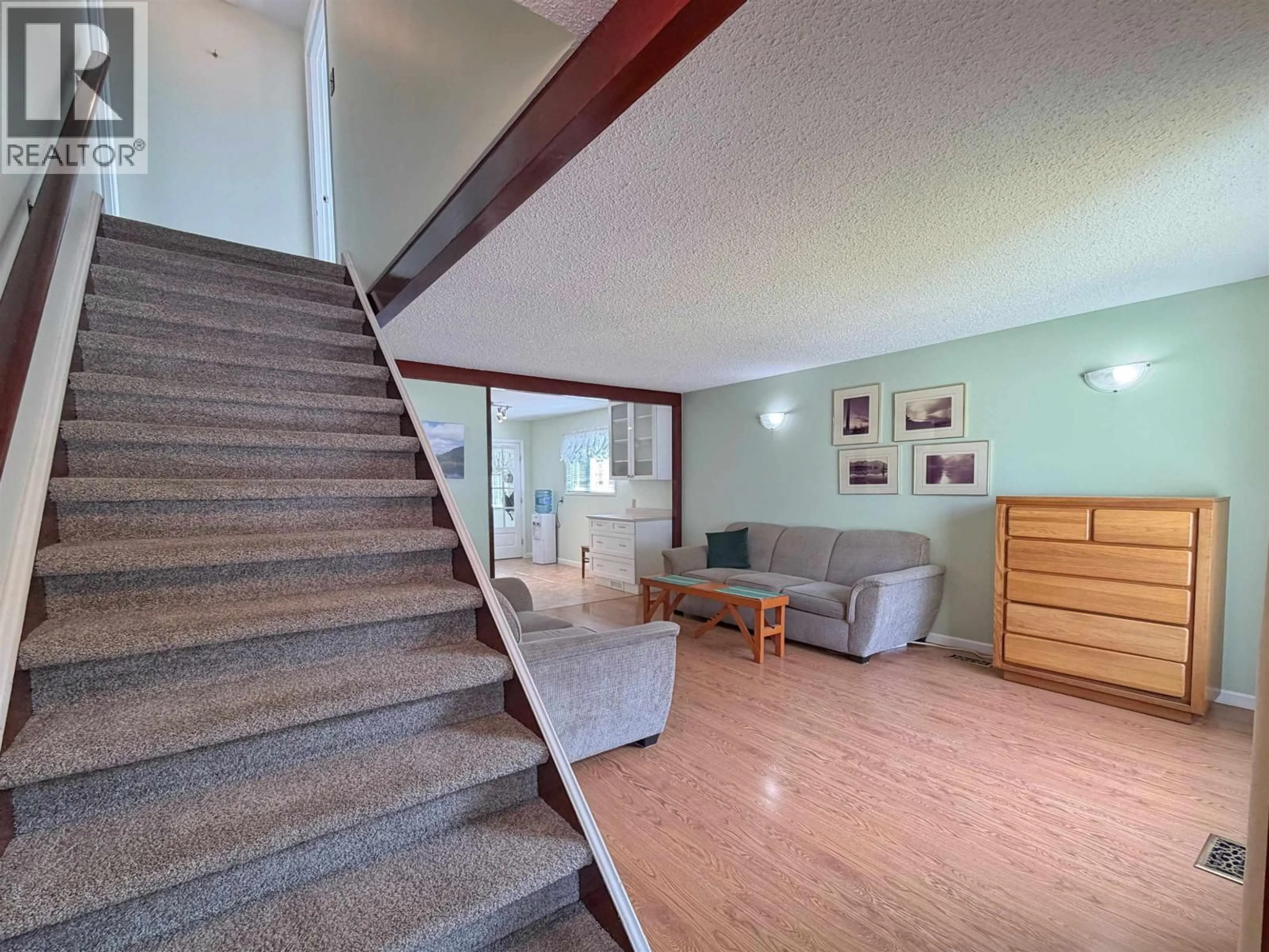 Indoor foyer for 1348 OVERLOOK STREET, Prince Rupert British Columbia V8J2C8
