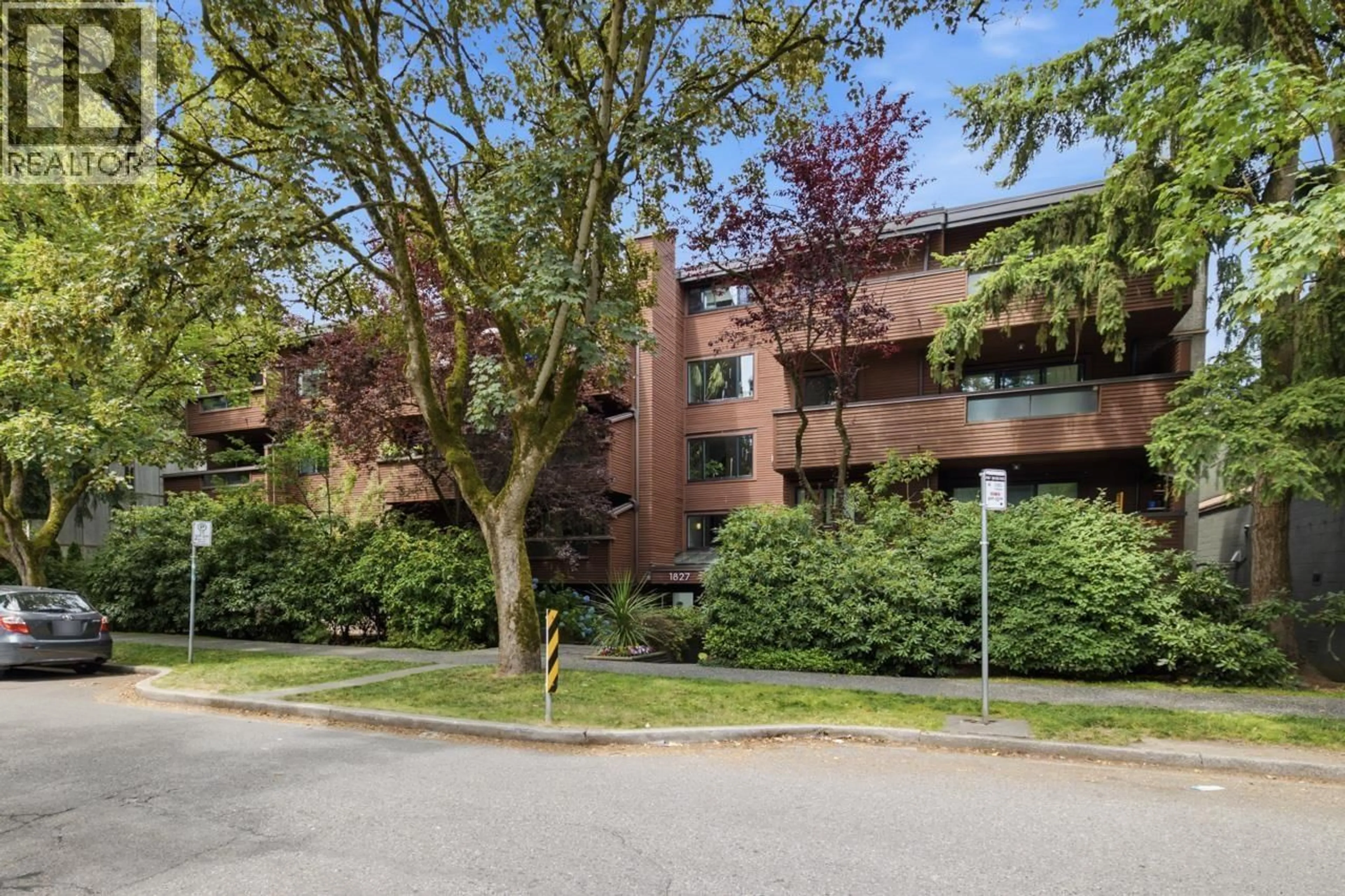 Patio, street for PH7 - 1827 3RD AVENUE, Vancouver British Columbia V6J1K9
